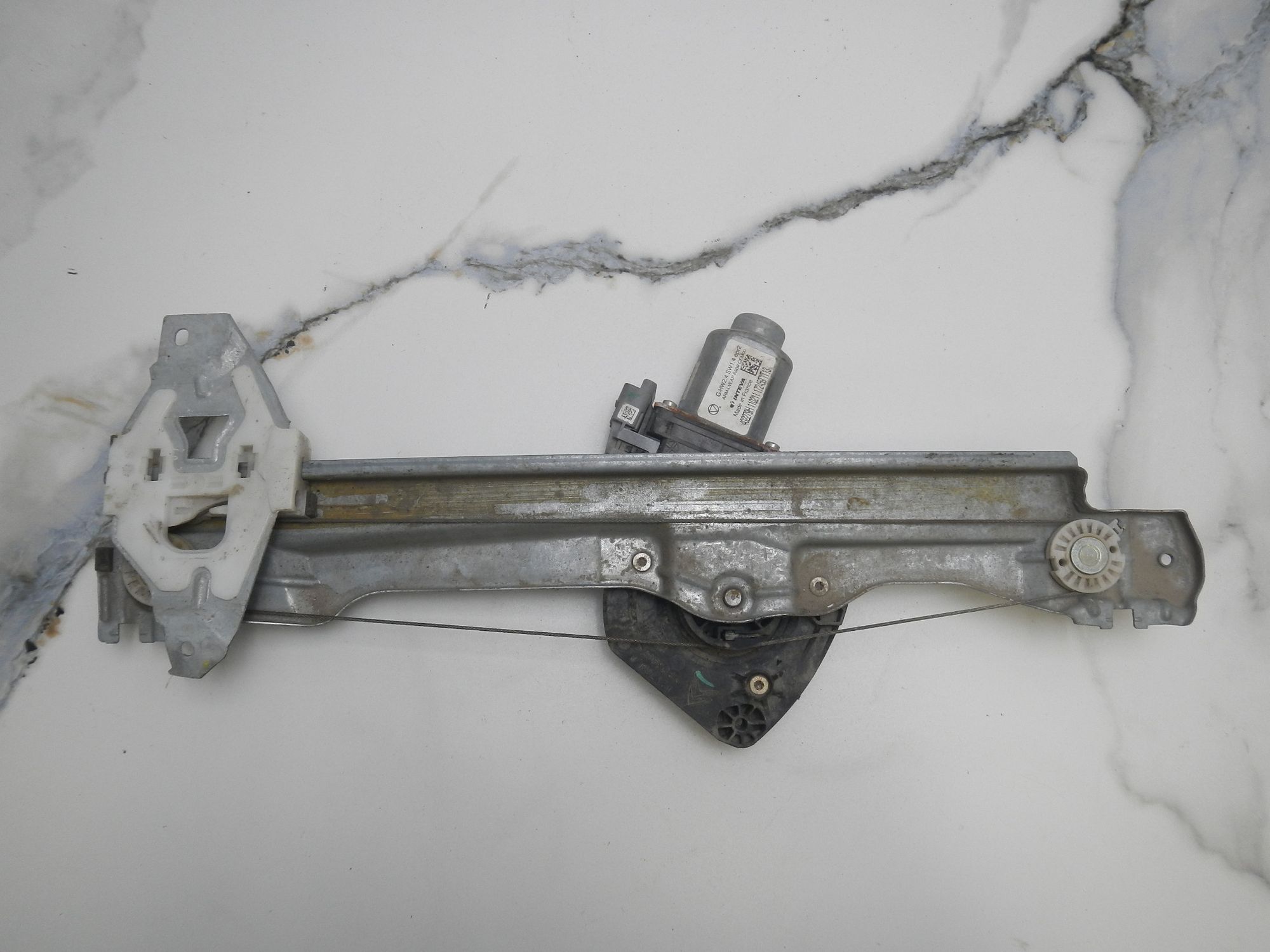 https://ycs.partsauto.market/partsauto-images/thmbs/b135e93f2d106a11df5e4386431c5e55/40ee38edfb773e694f60d738f0a3d319/413d60c928004be46714e875c83f5abe.jpg