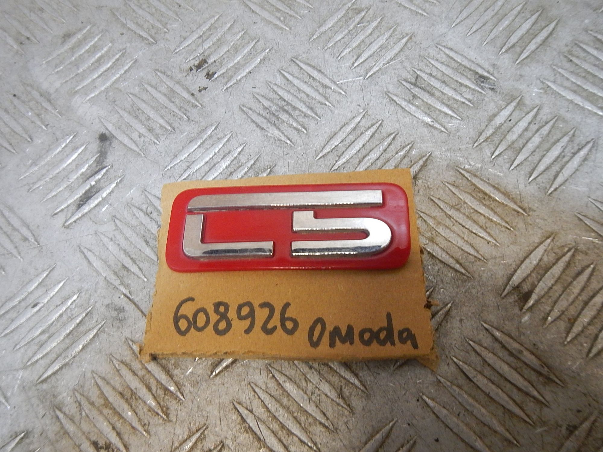 https://ycs.partsauto.market/partsauto-images/thmbs/b135e93f2d106a11df5e4386431c5e55/439e2fd80dc7a5d689931a0eb6eb1e13/c5f438f946e2b4e6d9b7f1239cf1df03.jpg