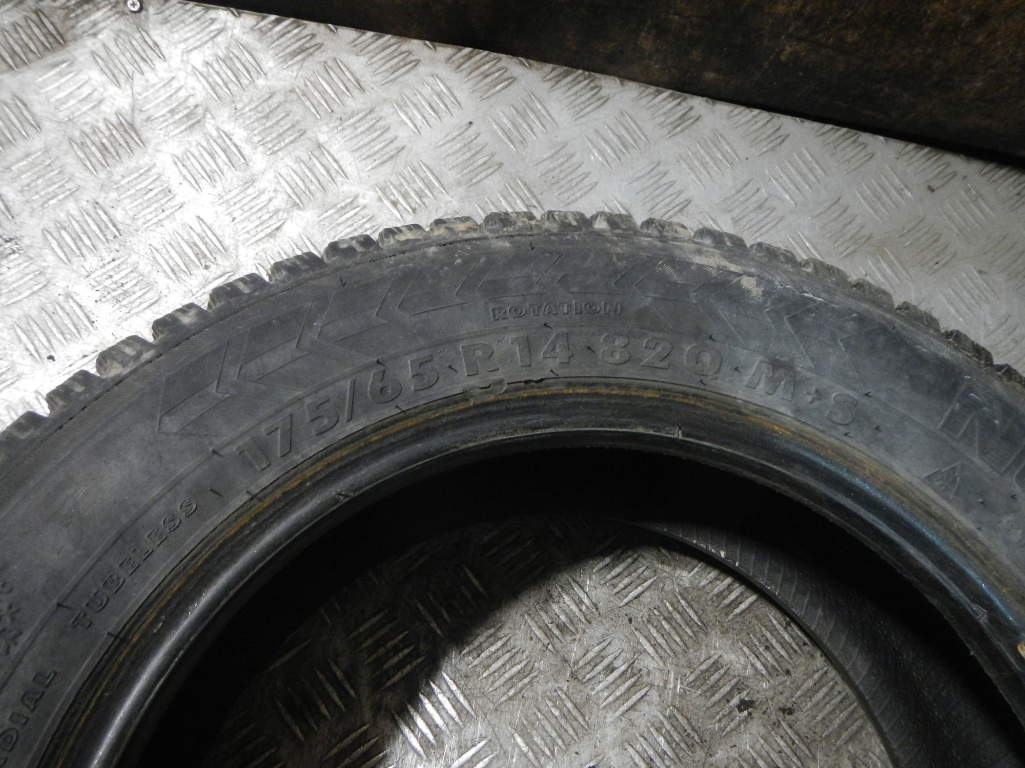 https://ycs.partsauto.market/partsauto-images/thmbs/b135e93f2d106a11df5e4386431c5e55/470d5ec545de4ff0b1385296e82c10fd/07935bdc8db425c086c098efe5177f9b.jpg