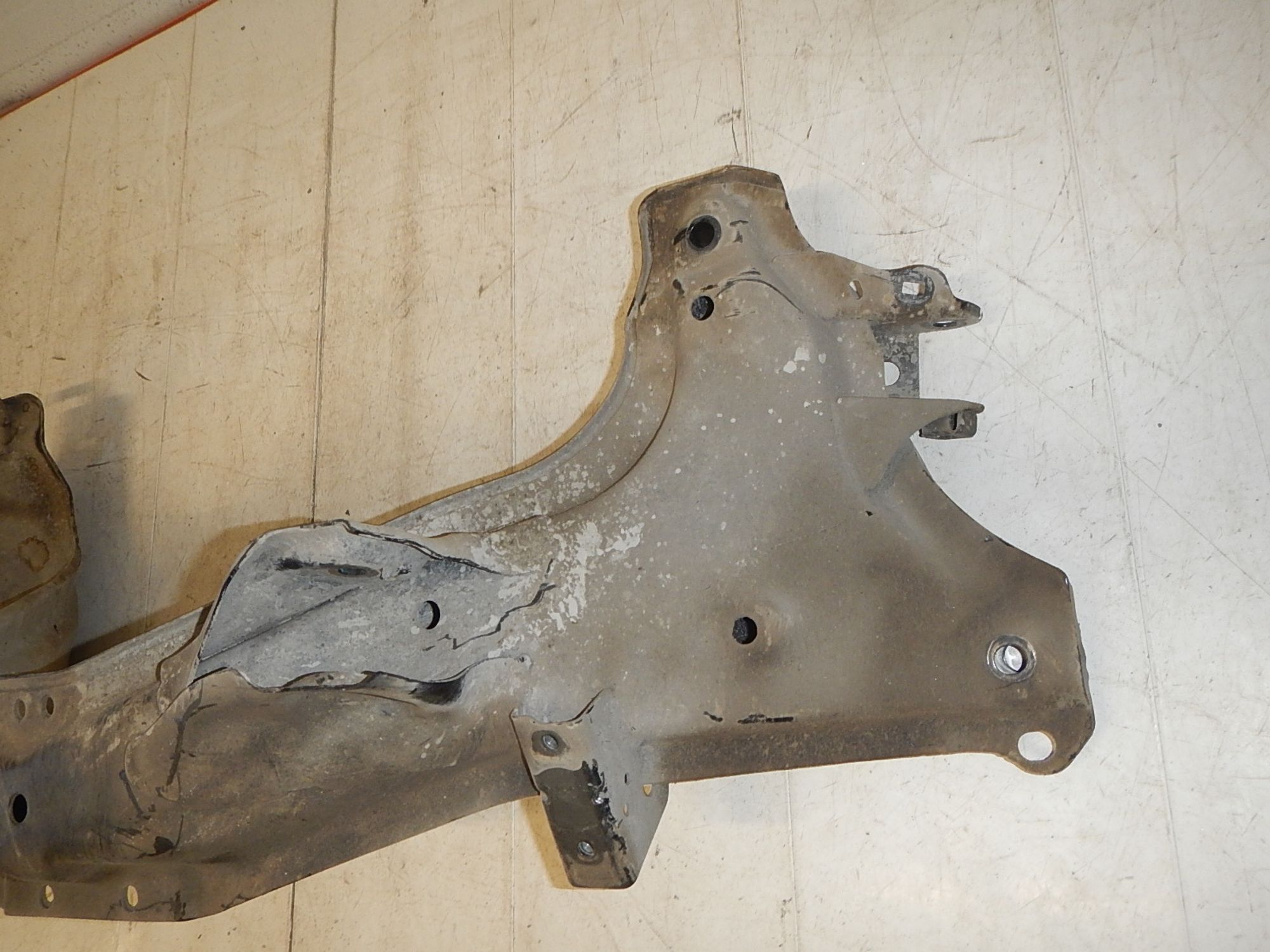 https://ycs.partsauto.market/partsauto-images/thmbs/b135e93f2d106a11df5e4386431c5e55/47661944ebec1035d75d9f529b8d60f3/5a832836948d2ff32017102cc8821f85.jpg
