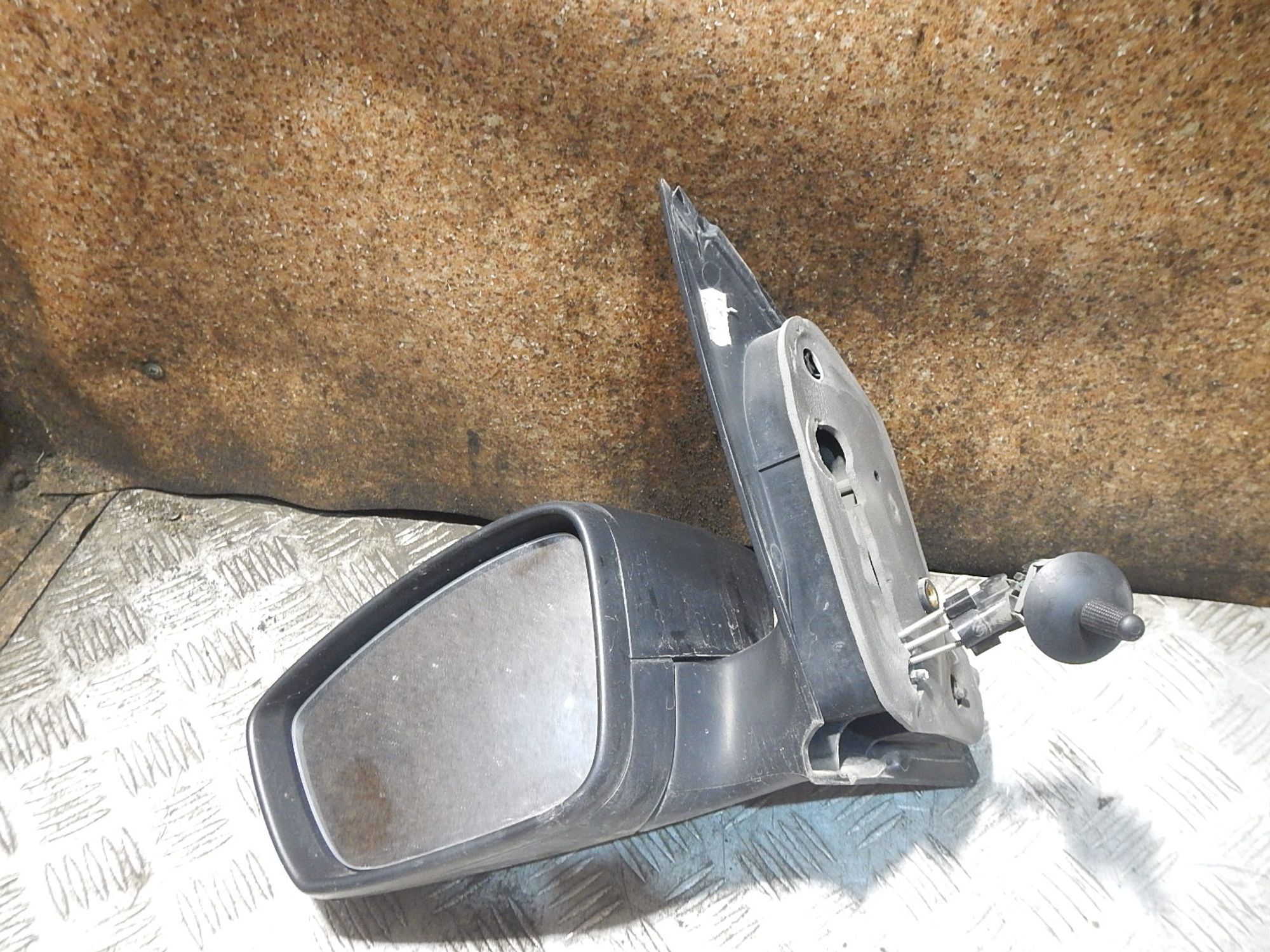 https://ycs.partsauto.market/partsauto-images/thmbs/b135e93f2d106a11df5e4386431c5e55/4b0bcbe6e263879ec841d34e8eb58a70/f88853387ad333683f550a7b12c7b2c8.jpg