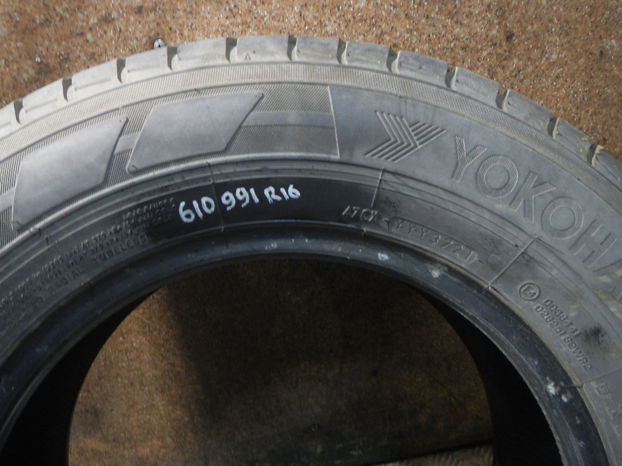 https://ycs.partsauto.market/partsauto-images/thmbs/b135e93f2d106a11df5e4386431c5e55/4b92bc377ee0e79468073609959ffc09/1faa22b67889623c4977a7e71832b697.jpg