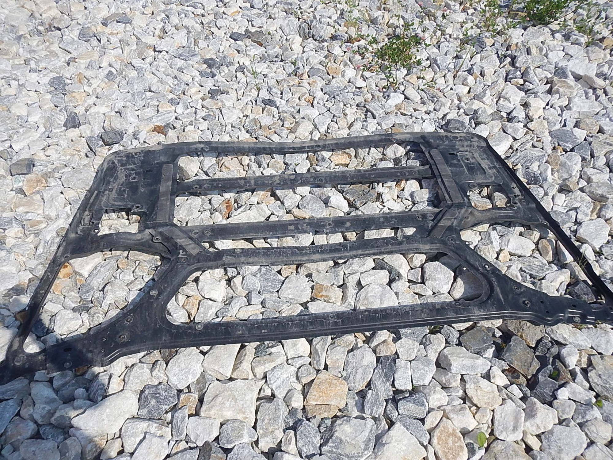 https://ycs.partsauto.market/partsauto-images/thmbs/b135e93f2d106a11df5e4386431c5e55/4d5a67b47fd8aba5332ca07c9cdf386f/1d592960a7a220e28bfafb3dd5b9b7a1.jpg