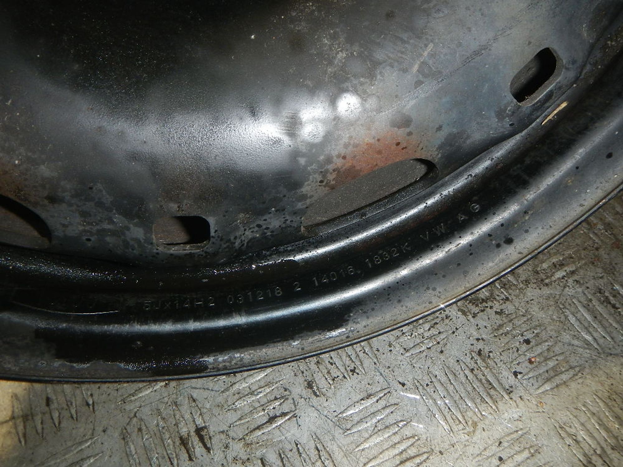 https://ycs.partsauto.market/partsauto-images/thmbs/b135e93f2d106a11df5e4386431c5e55/504c62daf469c62334e7dec1168c5265/a61029087382e45292446d20766f0aeb.jpg