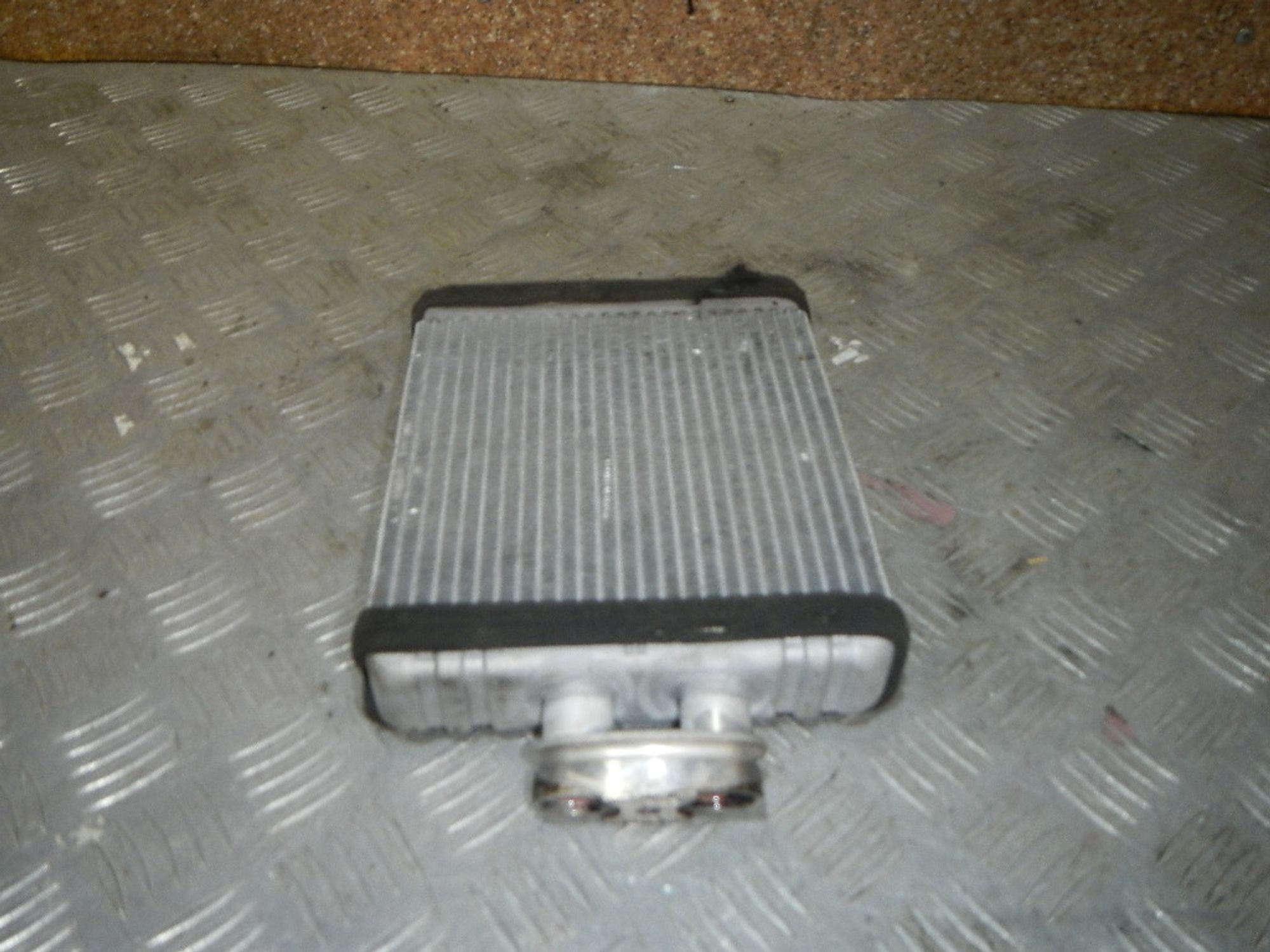 https://ycs.partsauto.market/partsauto-images/thmbs/b135e93f2d106a11df5e4386431c5e55/57067e5d252d56f28d15cc4d5d61f399/c4eb0537a5314b2c74712e1160e3d652.jpg