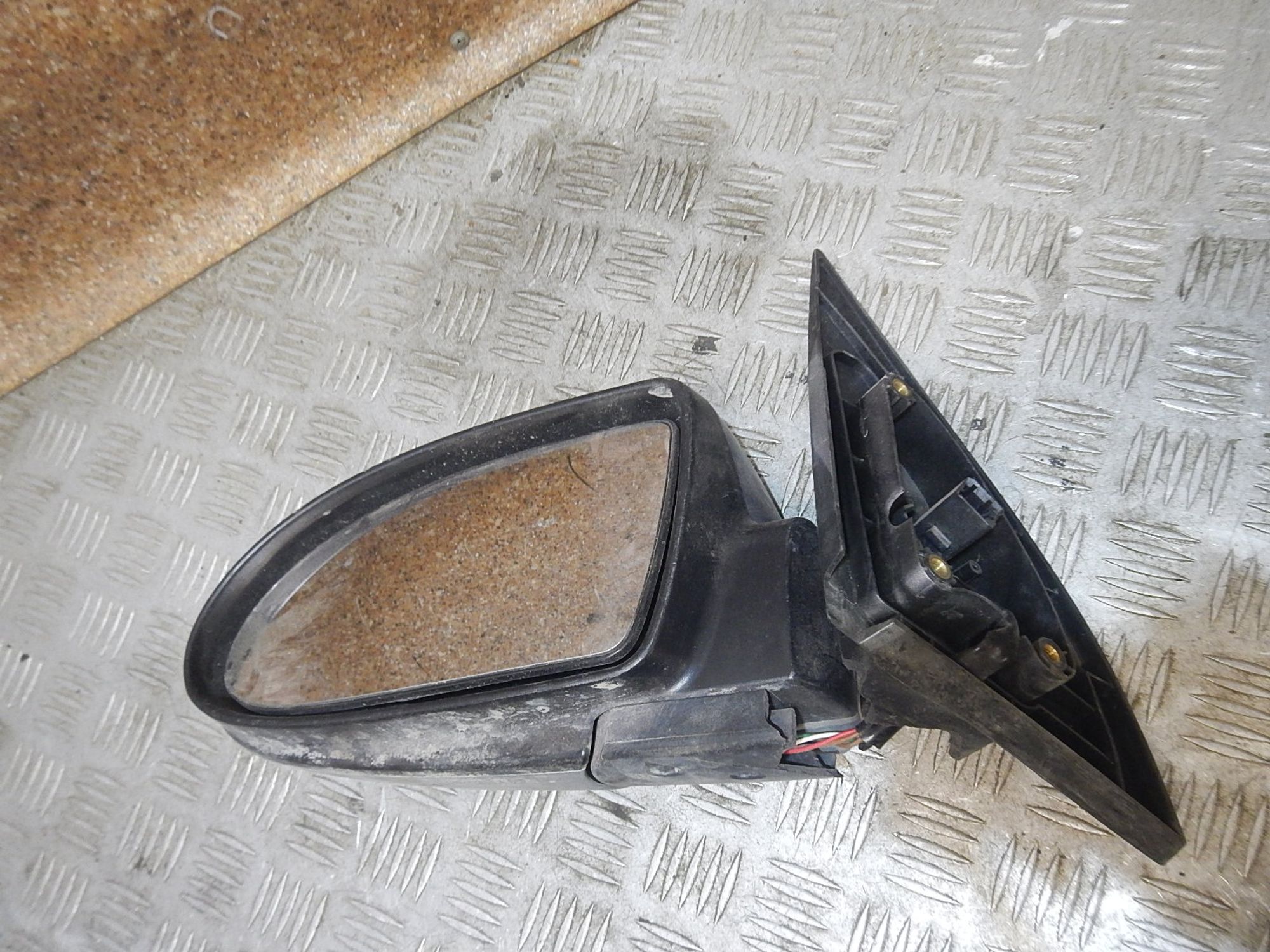 https://ycs.partsauto.market/partsauto-images/thmbs/b135e93f2d106a11df5e4386431c5e55/585fe7989ecd97fcde7c7cd0491e623c/81fc963e940f72ebbd08cb066b06e6b3.jpg
