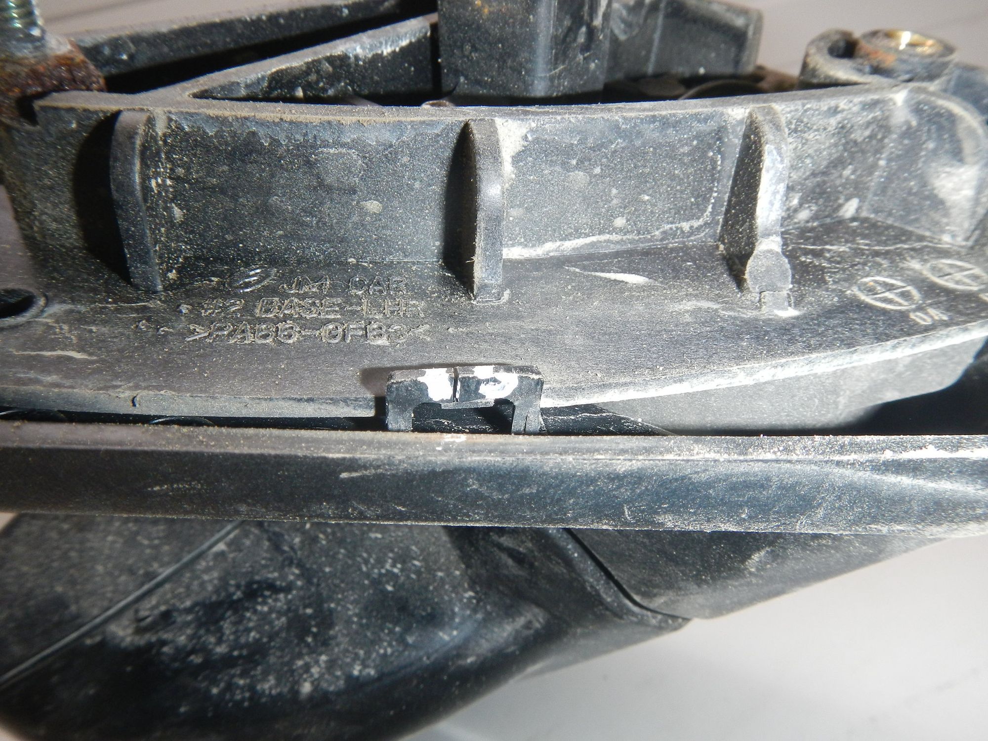 https://ycs.partsauto.market/partsauto-images/thmbs/b135e93f2d106a11df5e4386431c5e55/58d0ad845dce0c2d6dc388663fdf0d97/35723970ad2dcbc1aa6a04d64158cc8c.jpg