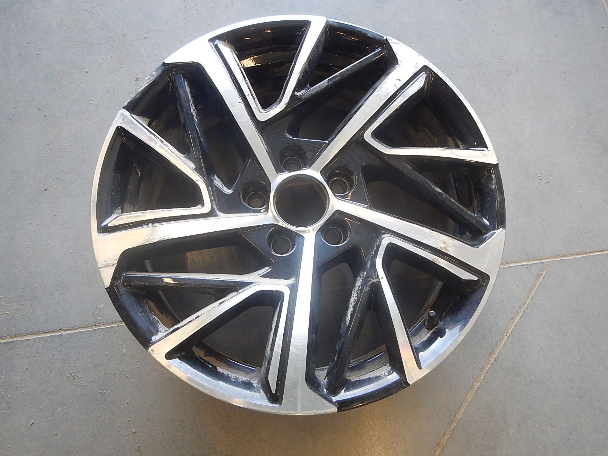 https://ycs.partsauto.market/partsauto-images/thmbs/b135e93f2d106a11df5e4386431c5e55/5aa9503753c2b135296e6846f4c68e20/0644416536f0e34f51455f02e3557146.jpg