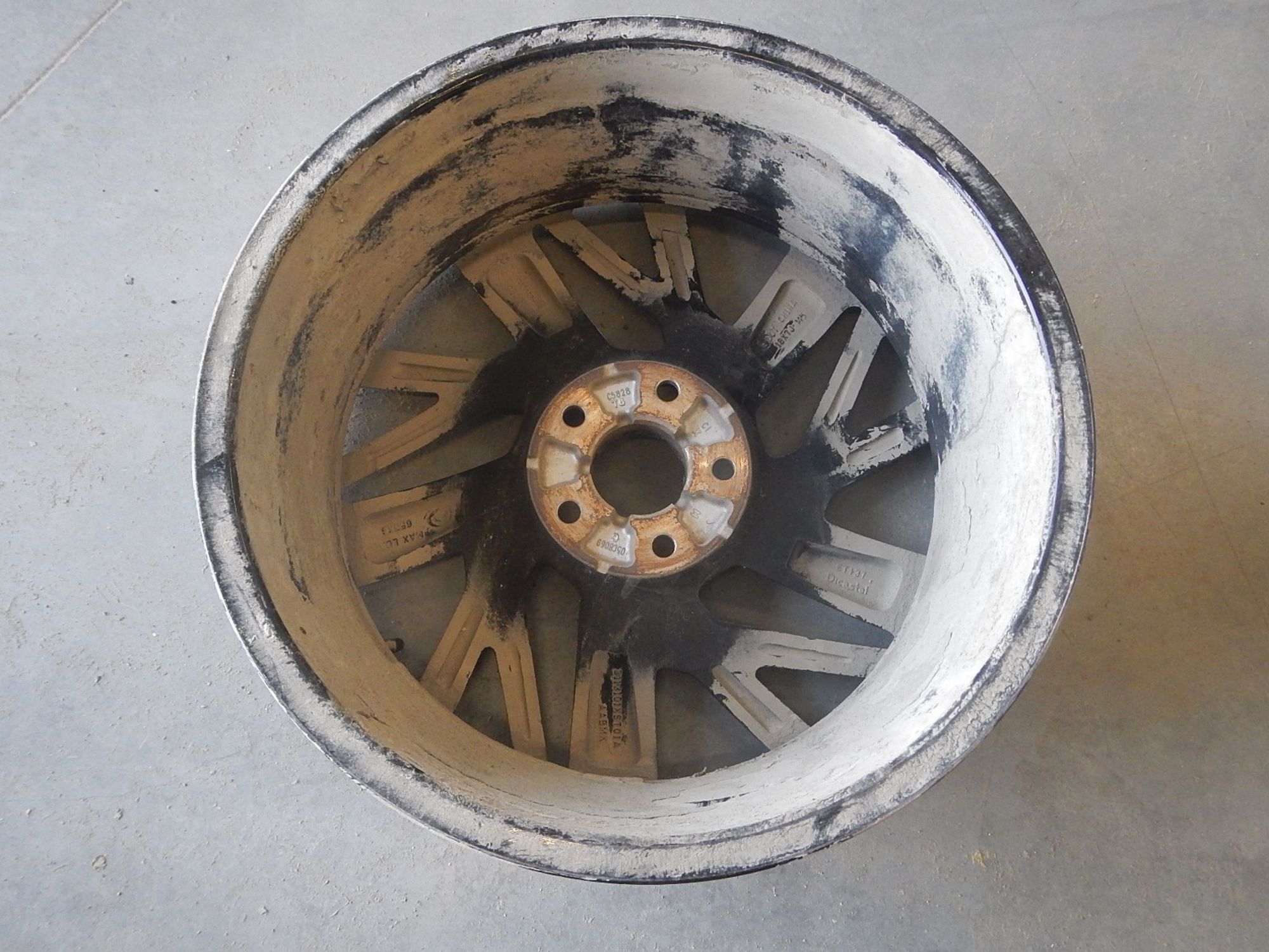 https://ycs.partsauto.market/partsauto-images/thmbs/b135e93f2d106a11df5e4386431c5e55/5aa9503753c2b135296e6846f4c68e20/074a4aec0cb54e8a3b866d99956b915b.jpg