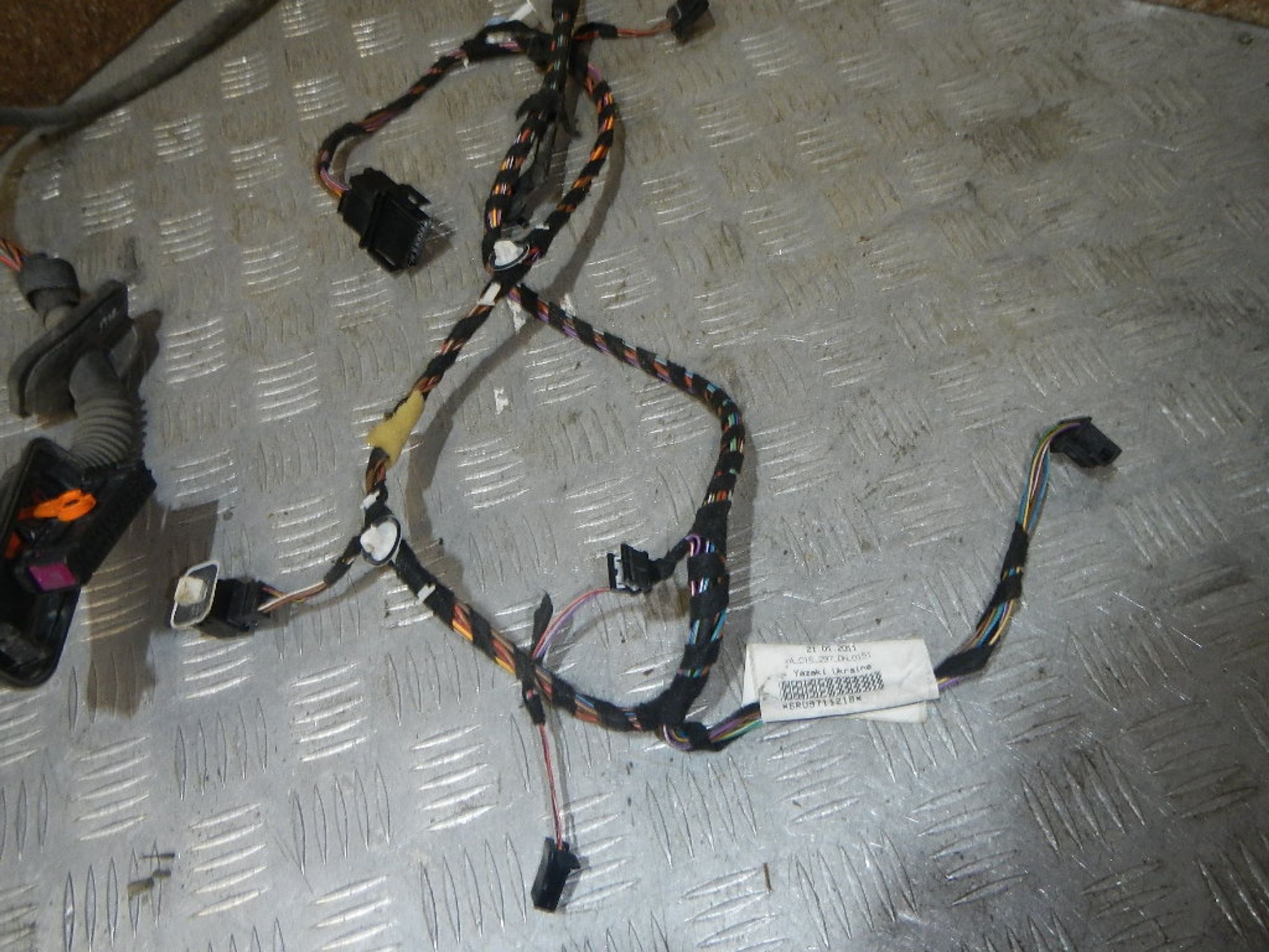 https://ycs.partsauto.market/partsauto-images/thmbs/b135e93f2d106a11df5e4386431c5e55/5b36590a63313aa407ee55977758347d/ce9a9fce7e0628282bee553f8b07dc75.jpg