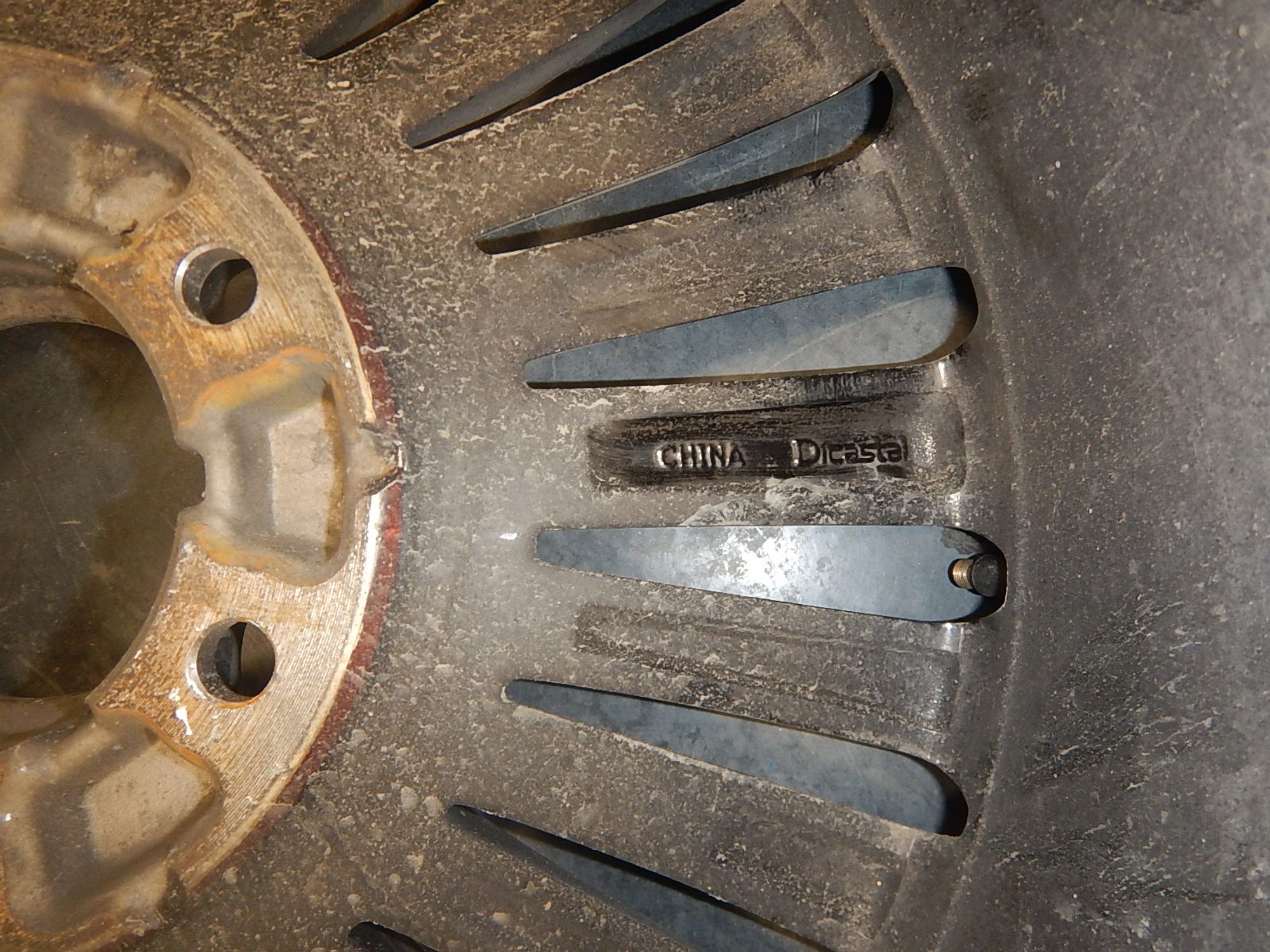https://ycs.partsauto.market/partsauto-images/thmbs/b135e93f2d106a11df5e4386431c5e55/65fe805fed03f3ce286695a2b51c37a3/c851983580ac9b8e8012a3a812783745.jpg
