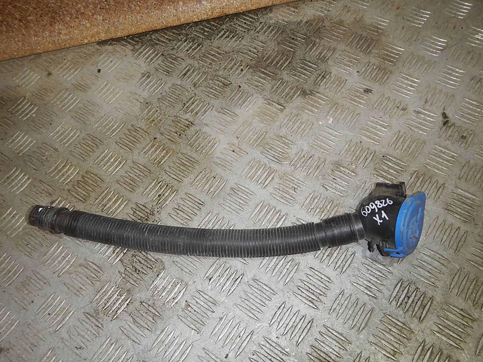 https://ycs.partsauto.market/partsauto-images/thmbs/b135e93f2d106a11df5e4386431c5e55/6772d07ffcb080e0f5d6aa167cb14176/00da459f2078eec6a51e73348a790c94.jpg