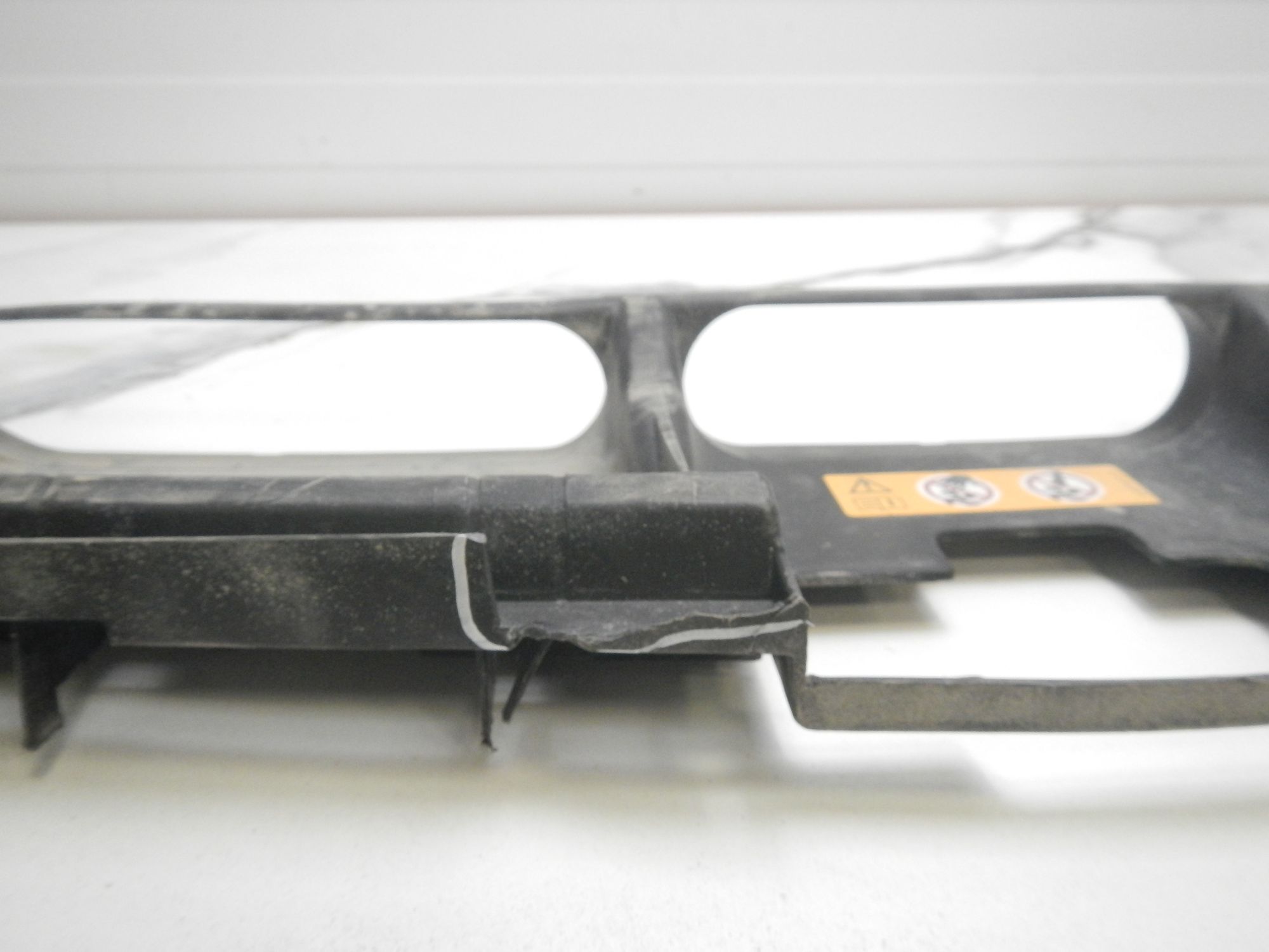 https://ycs.partsauto.market/partsauto-images/thmbs/b135e93f2d106a11df5e4386431c5e55/697c474c2f516dfc9338ceb5780a1926/a9b054cdf71458a647b19211f1b0e931.jpg