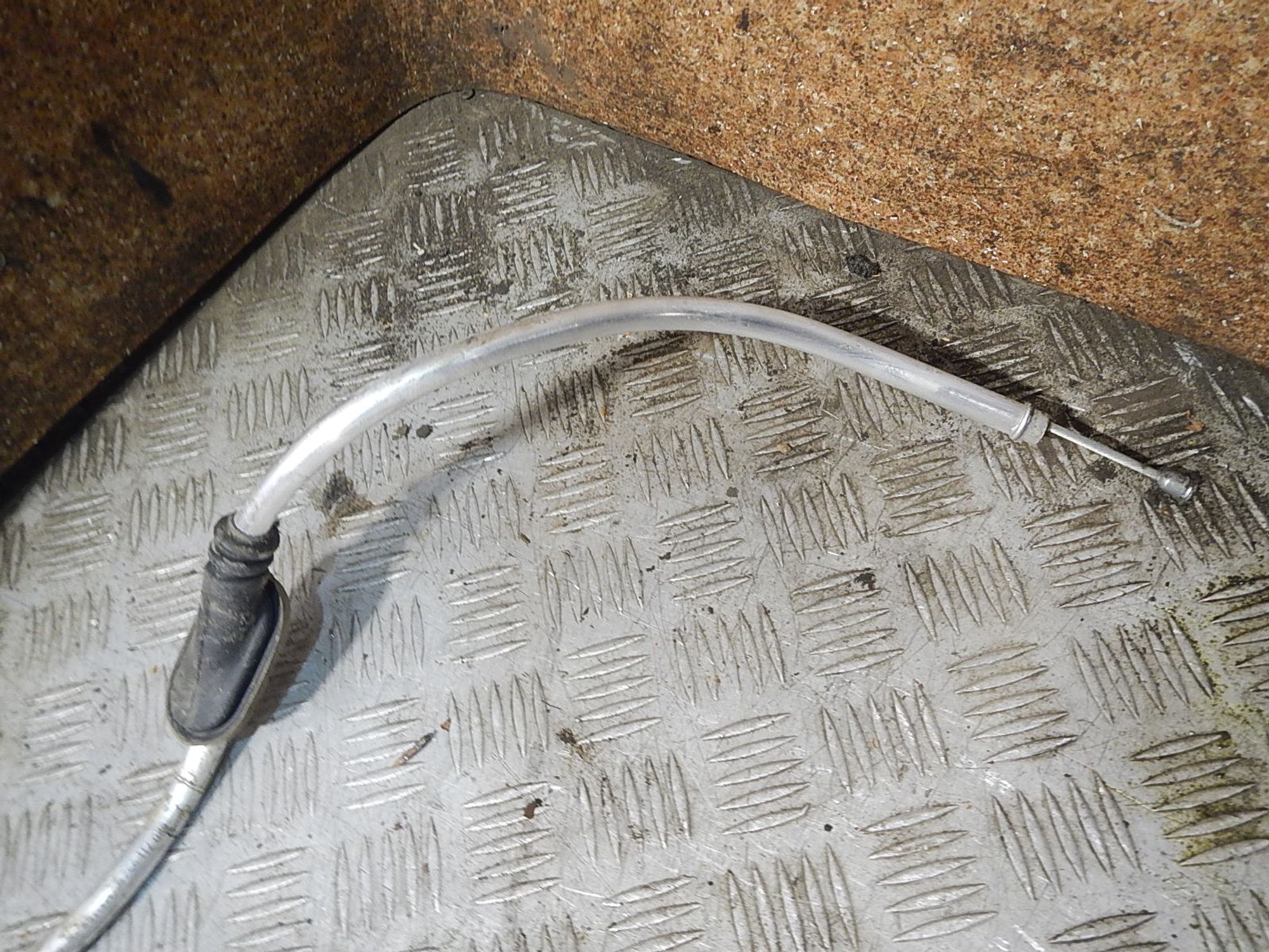 https://ycs.partsauto.market/partsauto-images/thmbs/b135e93f2d106a11df5e4386431c5e55/6980713a21f34661b22b3cf907fc9c86/63d4765f387b118f75a8fc1334b252ad.jpg