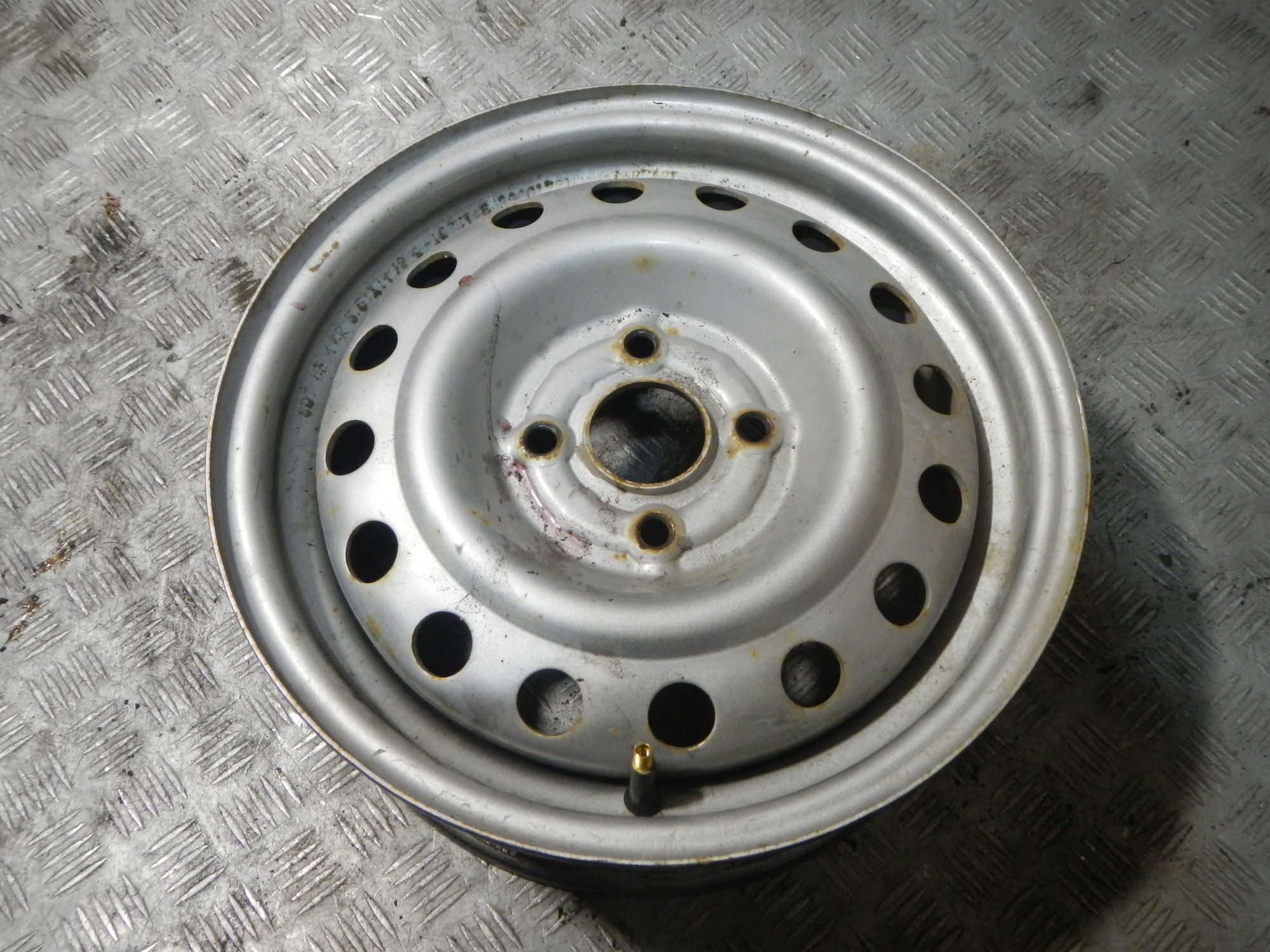 https://ycs.partsauto.market/partsauto-images/thmbs/b135e93f2d106a11df5e4386431c5e55/6b73eabd8645beb9424a994abdbebb71/76a4d2a8ea76aedddaffcfac075e6c54.jpg