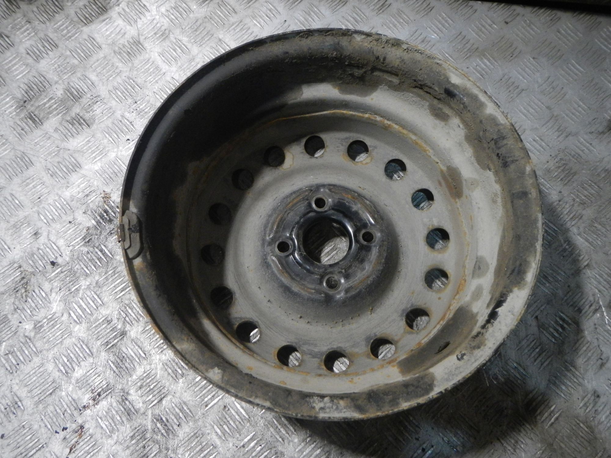 https://ycs.partsauto.market/partsauto-images/thmbs/b135e93f2d106a11df5e4386431c5e55/6b73eabd8645beb9424a994abdbebb71/a5082f0d45f37af1fe82381d700f0d6c.jpg