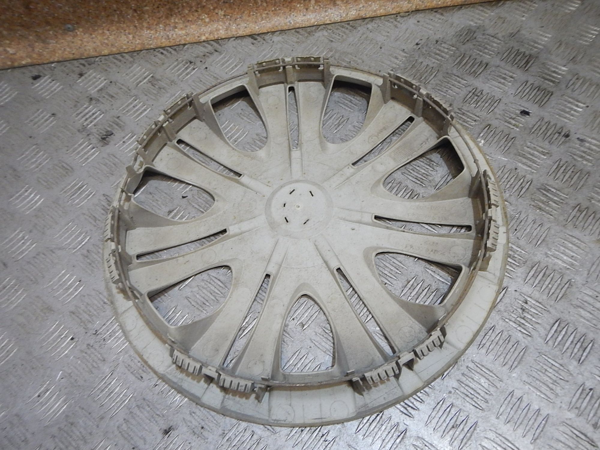https://ycs.partsauto.market/partsauto-images/thmbs/b135e93f2d106a11df5e4386431c5e55/6b8f54767a4ed7a6ac9aea4b7d3dc5b1/ad1ad92c2699fe34bf2a39bb313e2c2b.jpg