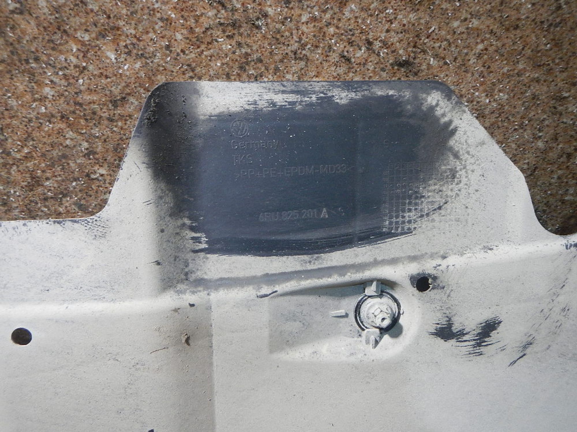 https://ycs.partsauto.market/partsauto-images/thmbs/b135e93f2d106a11df5e4386431c5e55/703e8203789c0a838a090a3f3ee4eeb5/7bb0725dd39a7b7debc1465f3f8939f2.jpg