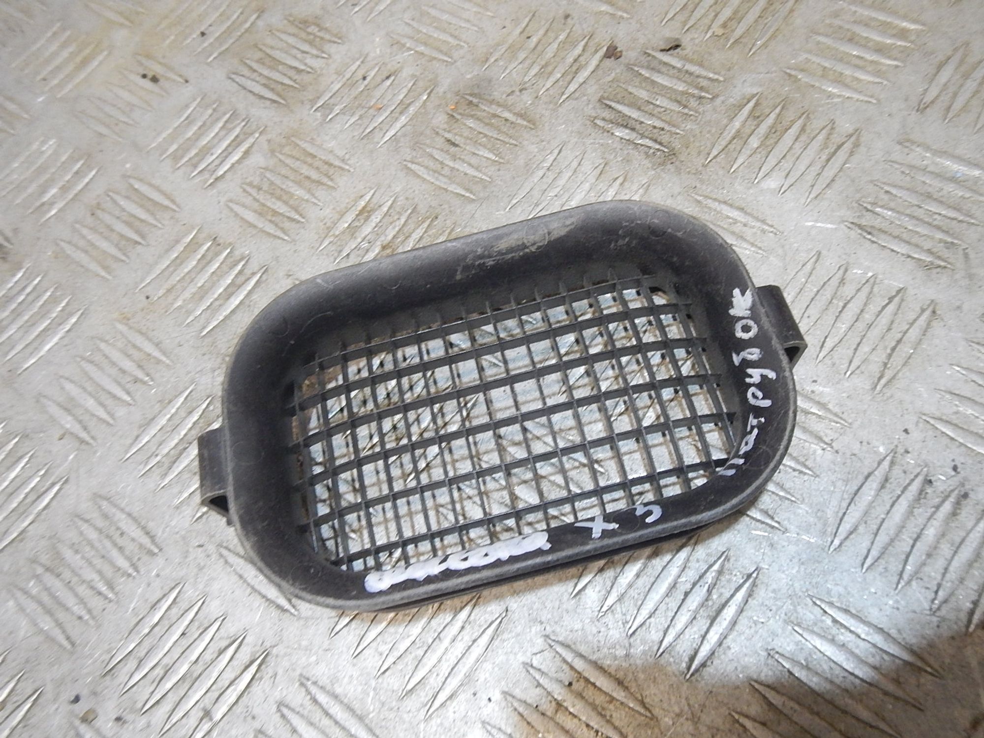 https://ycs.partsauto.market/partsauto-images/thmbs/b135e93f2d106a11df5e4386431c5e55/7550bfd8bb9bfc9690c797d8b3c0069a/b2beb0c22e0a865f154155cfda2245d7.jpg