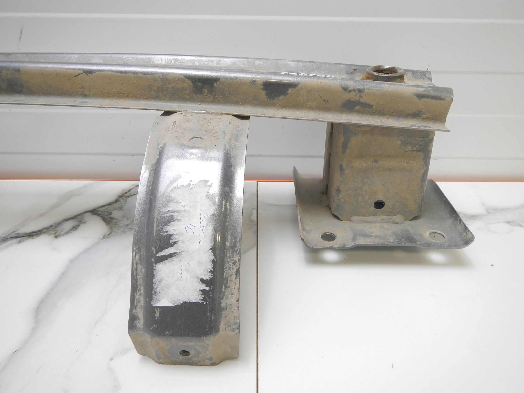 https://ycs.partsauto.market/partsauto-images/thmbs/b135e93f2d106a11df5e4386431c5e55/75f507e9af6033433487f2a5b22740dc/a5b65f60bd5bde1d386a5daf55923094.jpg