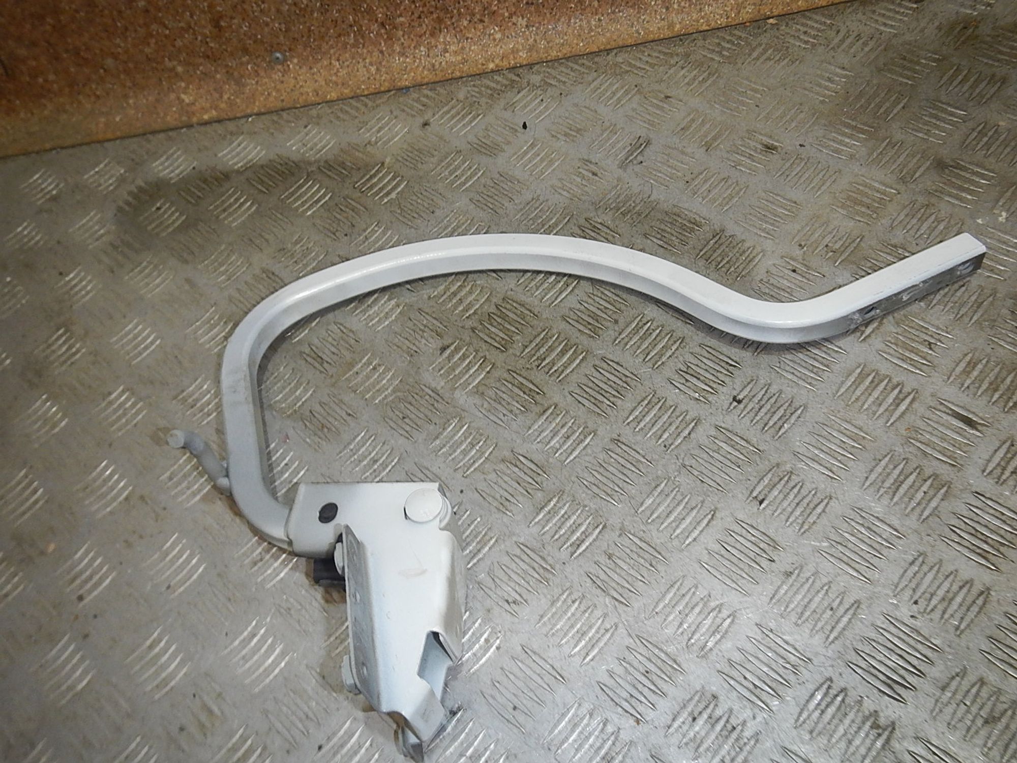 https://ycs.partsauto.market/partsauto-images/thmbs/b135e93f2d106a11df5e4386431c5e55/7f60ecdb6053c97bb5df3d650d5c8ec6/f385d6dd5252f7828dc915293219fc24.jpg