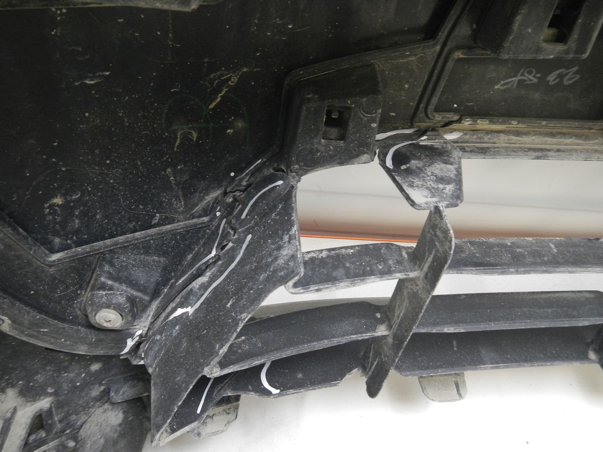 https://ycs.partsauto.market/partsauto-images/thmbs/b135e93f2d106a11df5e4386431c5e55/7fdd5a310cd81e835a7acad67378f940/9c27ef89d13053dabcea3e3d6438dd68.jpg