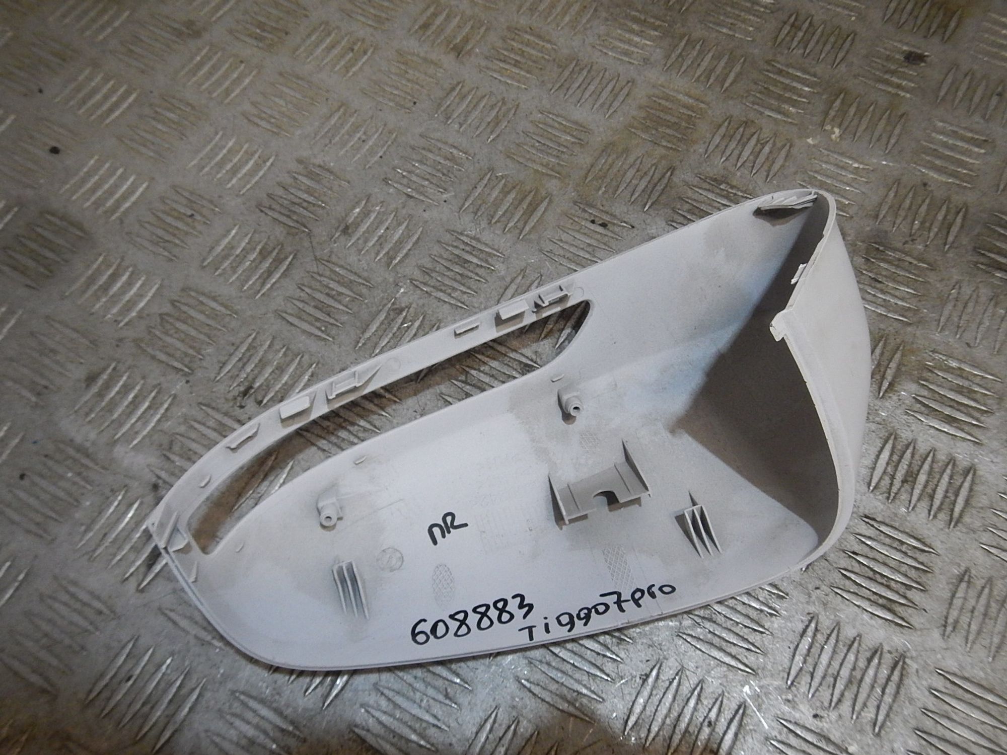 https://ycs.partsauto.market/partsauto-images/thmbs/b135e93f2d106a11df5e4386431c5e55/895b7d19fb59382253ed1eef6d7f26d3/0f2fee098ba06eaf455f6047148b80a9.jpg