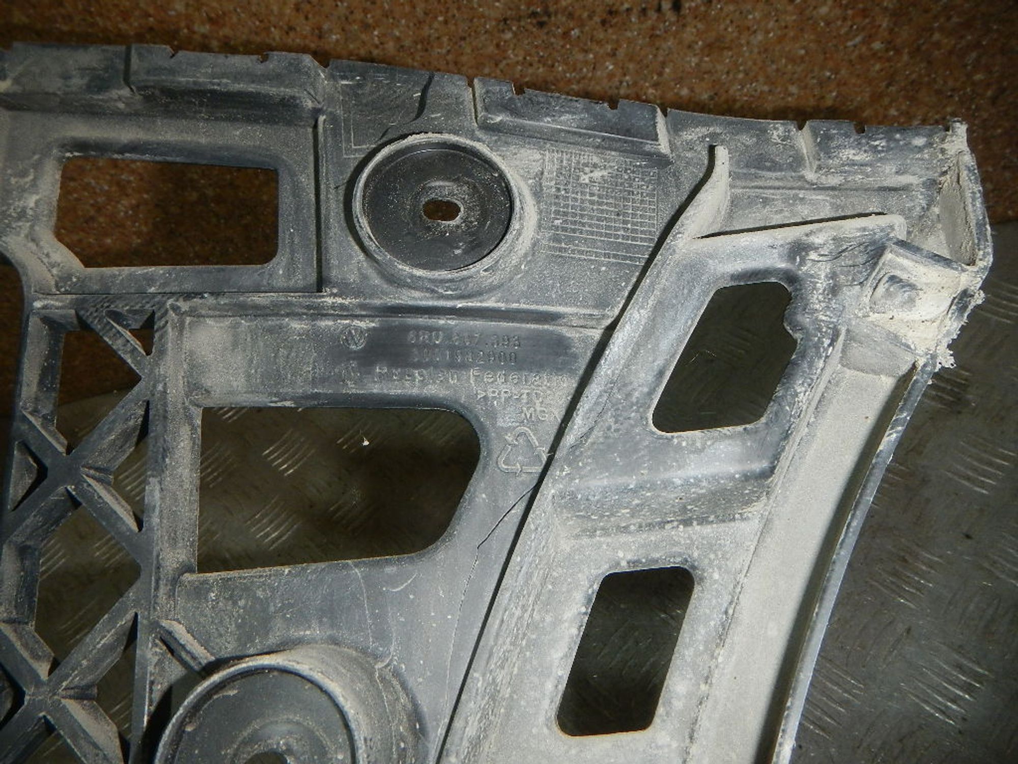 https://ycs.partsauto.market/partsauto-images/thmbs/b135e93f2d106a11df5e4386431c5e55/8c41ba6ce02e5ede5361e4bea24c192e/79ea756004937728c6242482a5608f96.jpg