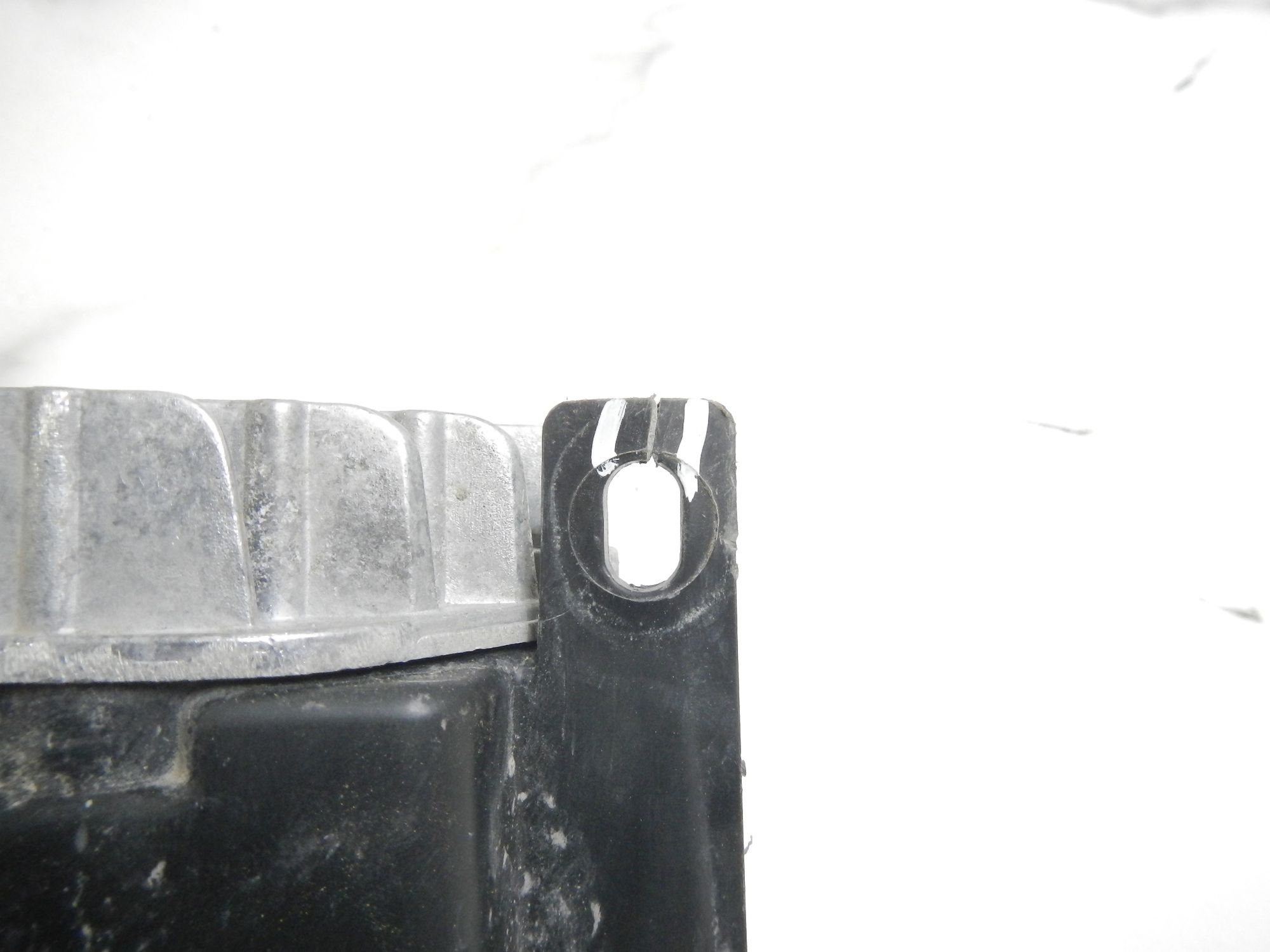 https://ycs.partsauto.market/partsauto-images/thmbs/b135e93f2d106a11df5e4386431c5e55/8e1684a320e4ac3ded106600a2df6a53/50d8c8e25efee4629ca8dd9ccf433588.jpg