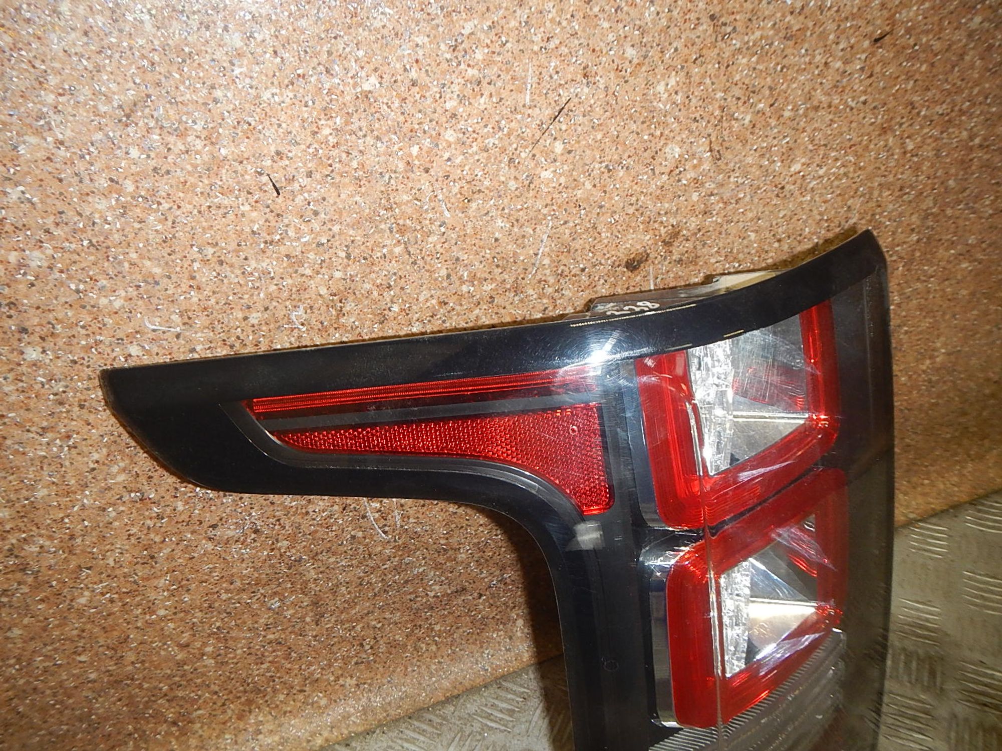 https://ycs.partsauto.market/partsauto-images/thmbs/b135e93f2d106a11df5e4386431c5e55/8e6aecaaf632c6f27ec6554e4fa73887/327cf535d80f41621b06e8961623786f.jpg