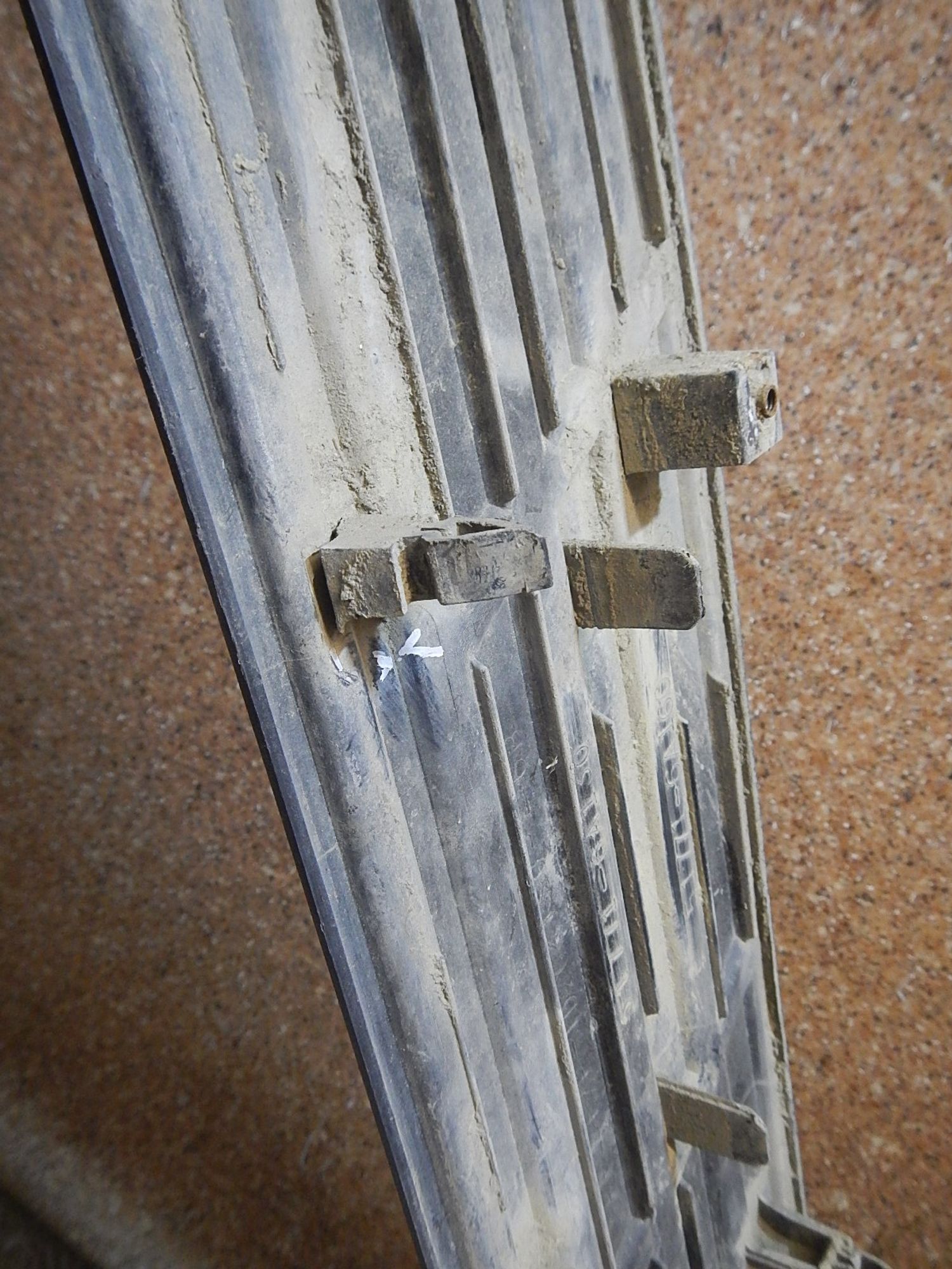 https://ycs.partsauto.market/partsauto-images/thmbs/b135e93f2d106a11df5e4386431c5e55/95abd1768269abf5b675d2c56bbb2fa6/c163ea7d659857059841baab516e8c09.jpg