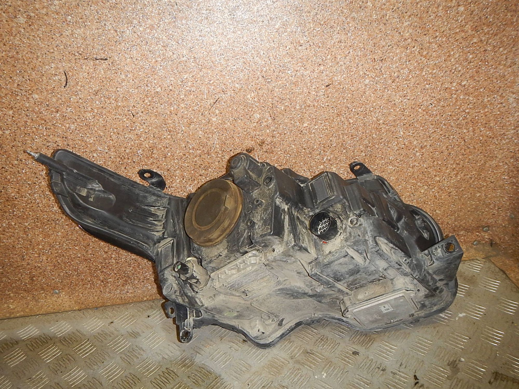 https://ycs.partsauto.market/partsauto-images/thmbs/b135e93f2d106a11df5e4386431c5e55/9613cb1e1313290545f78d631716dbcf/a593ce4aca307243bd756784b5a3c4da.jpg