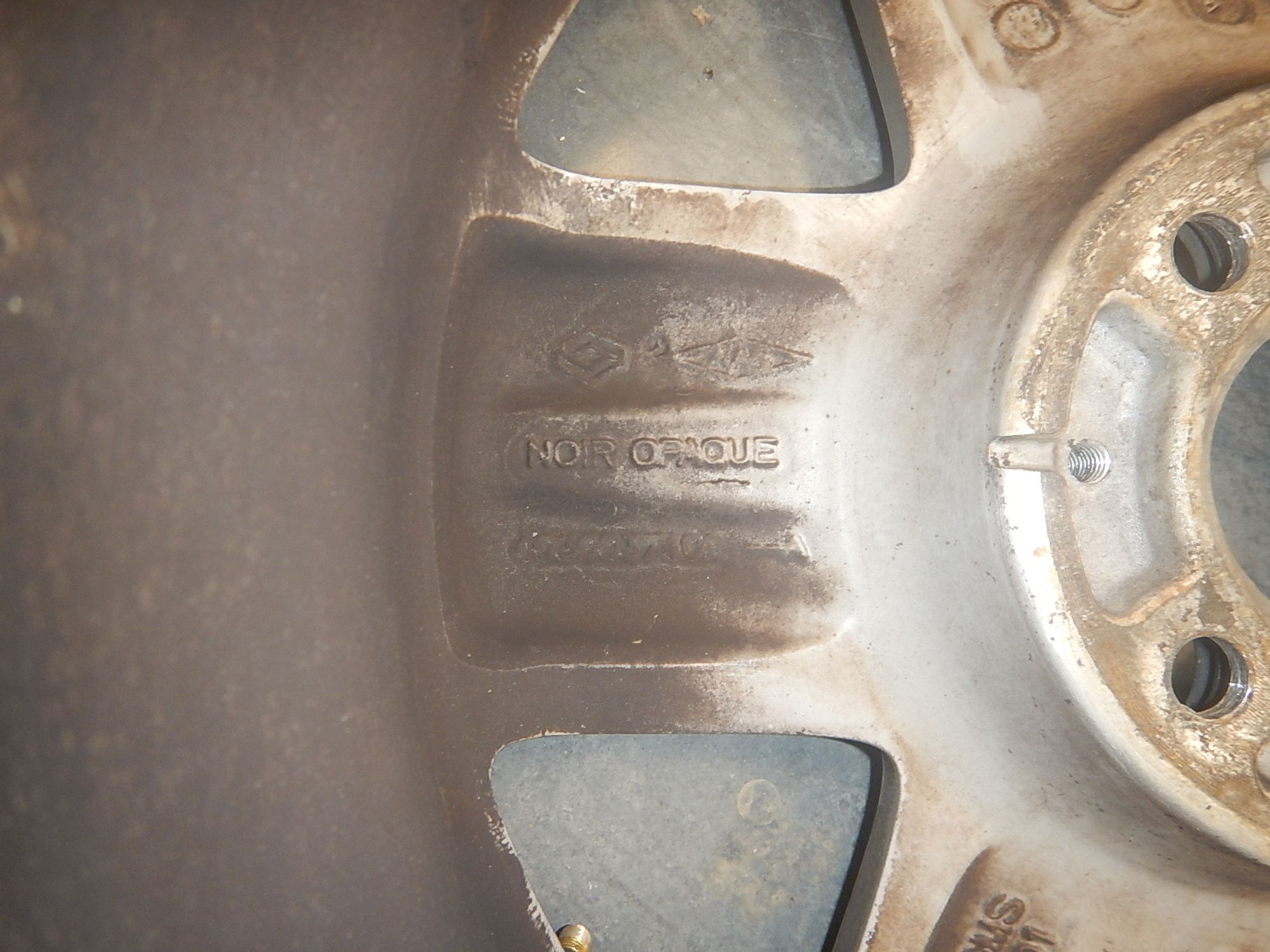 https://ycs.partsauto.market/partsauto-images/thmbs/b135e93f2d106a11df5e4386431c5e55/982df8823d4afd8e781794afa300868e/974f15de25d71c92cfe7c84b7121bcd8.jpg