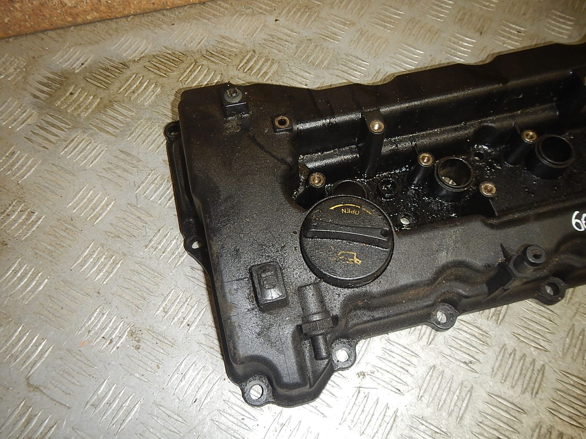 https://ycs.partsauto.market/partsauto-images/thmbs/b135e93f2d106a11df5e4386431c5e55/99cc0b06f4cba51146c52b474345c720/31668ec1562c0a3832f2f5521d5f19c4.jpg