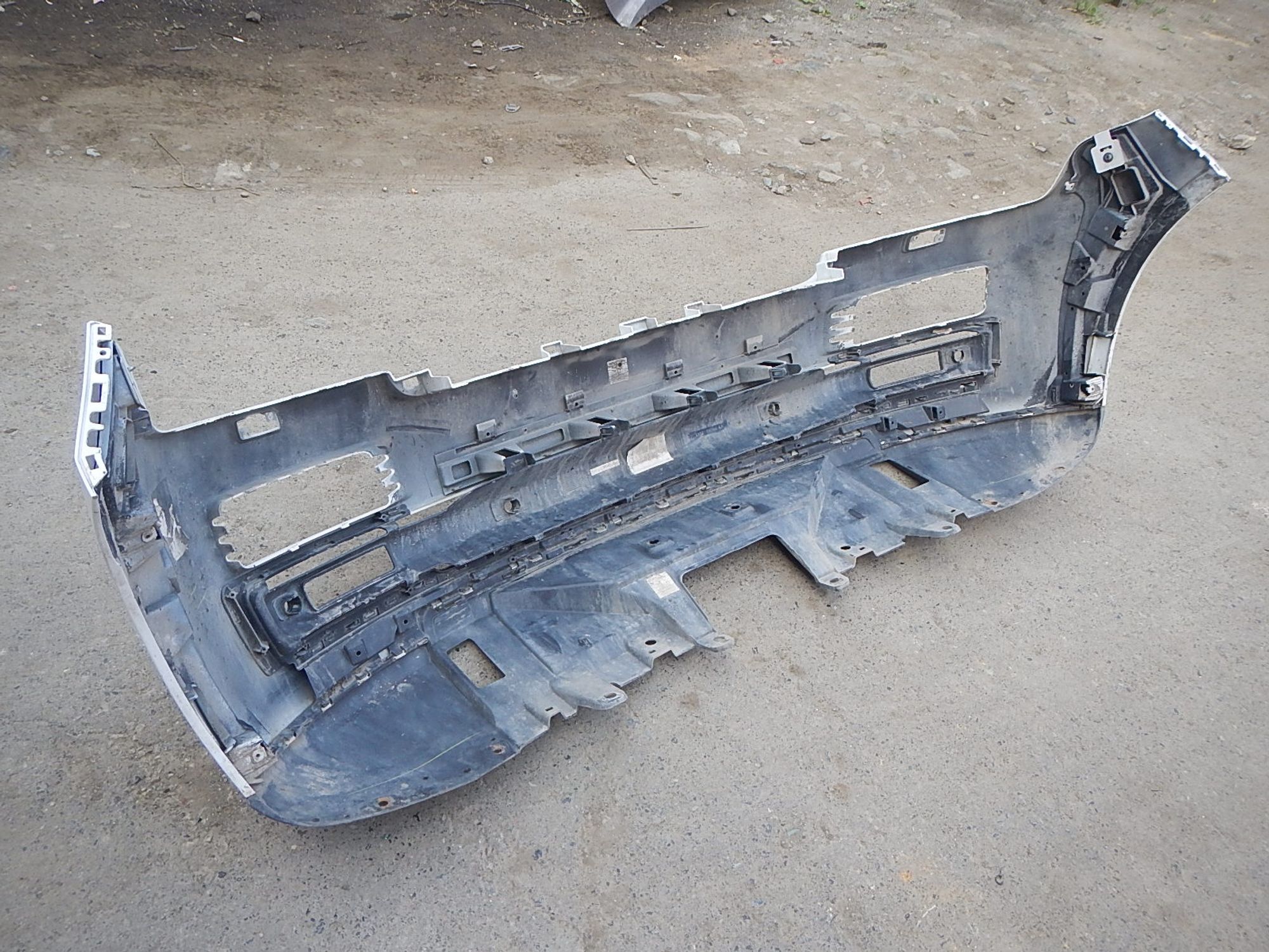 https://ycs.partsauto.market/partsauto-images/thmbs/b135e93f2d106a11df5e4386431c5e55/9b59fdeeeeb3810a159d8732b4258172/eb167d5e5e35ff35e93c37e2bda109d8.jpg