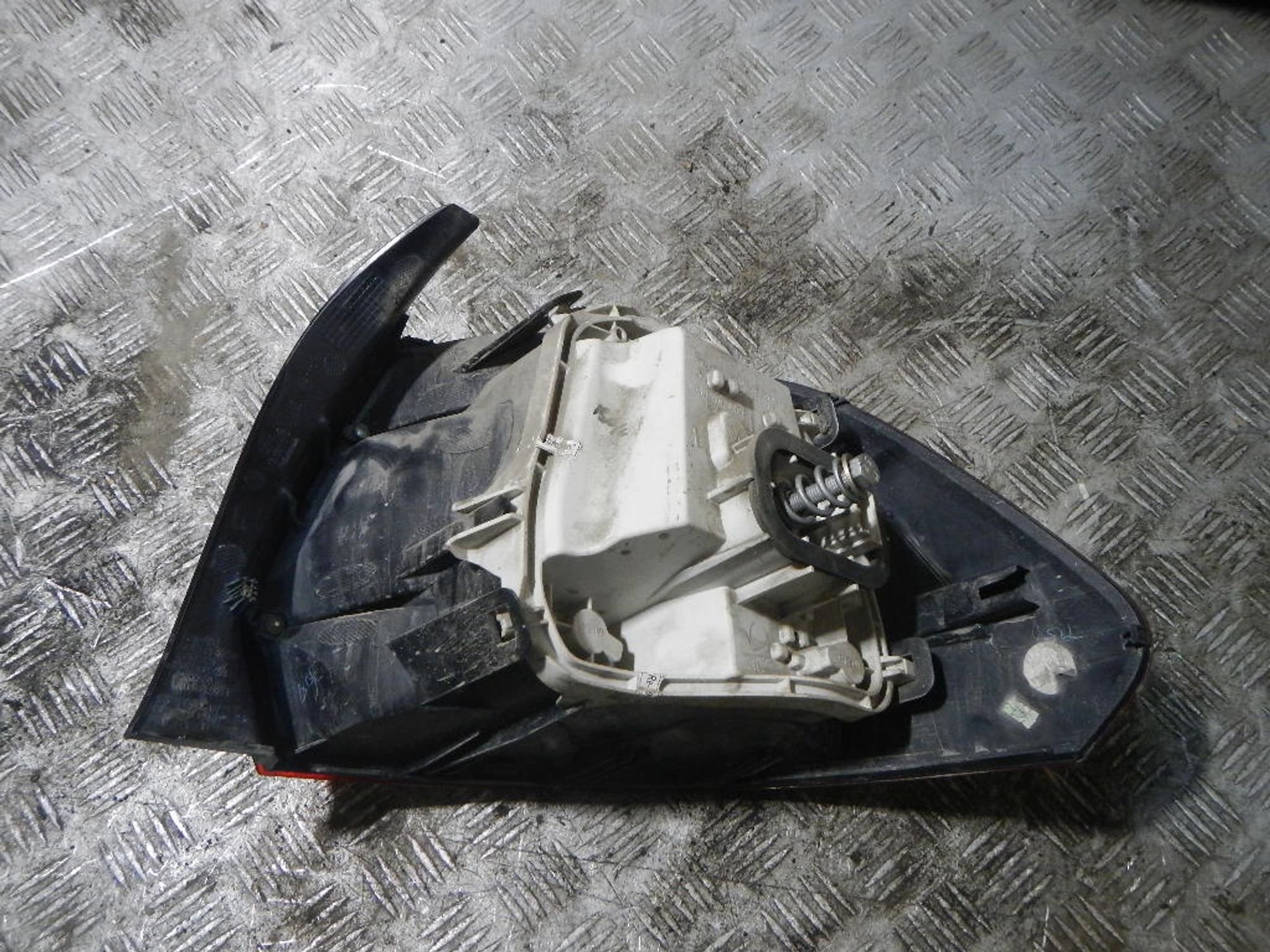 https://ycs.partsauto.market/partsauto-images/thmbs/b135e93f2d106a11df5e4386431c5e55/a02ff28bc2343dd682f0fcde20198f87/81caa392cc1c94c608c9dd9dc7786b59.jpg