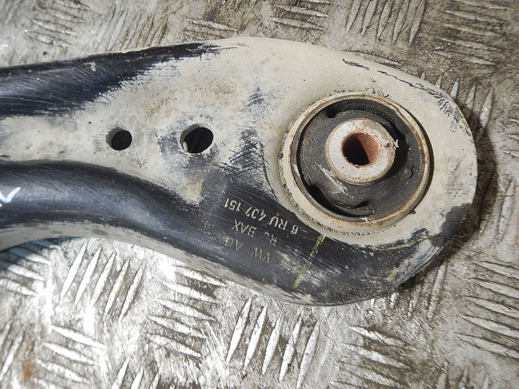 https://ycs.partsauto.market/partsauto-images/thmbs/b135e93f2d106a11df5e4386431c5e55/a329d493800d79889f3a9e26c5c4ac7d/1d889fca79981700ab98b362a2625df2.jpg