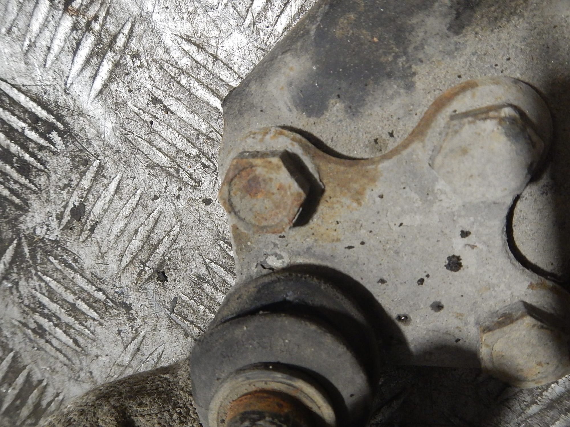 https://ycs.partsauto.market/partsauto-images/thmbs/b135e93f2d106a11df5e4386431c5e55/a329d493800d79889f3a9e26c5c4ac7d/5bf3bdd81822069703b9a1b963c7f778.jpg