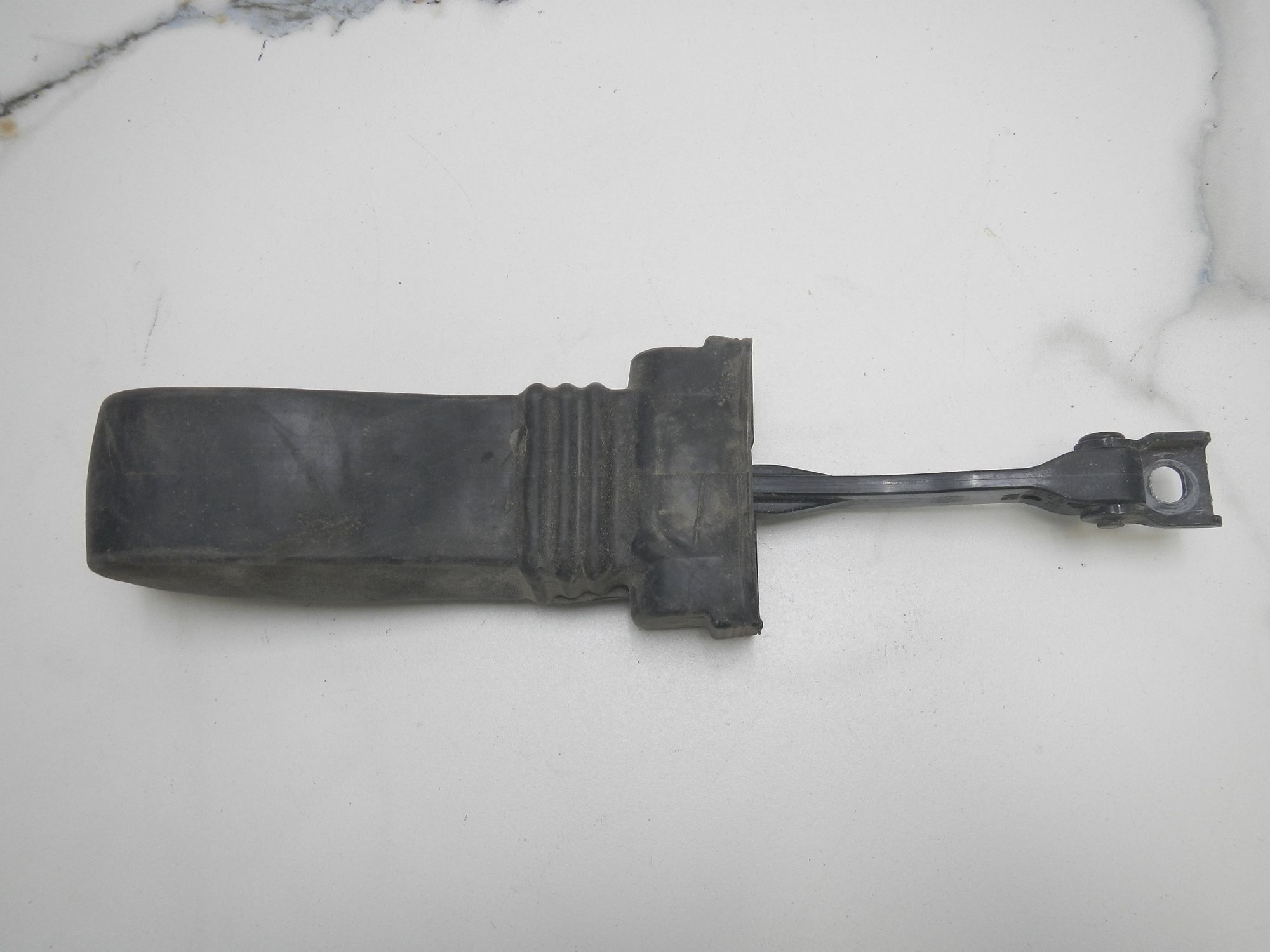 https://ycs.partsauto.market/partsauto-images/thmbs/b135e93f2d106a11df5e4386431c5e55/a411c0a329112e423252aa6820d4d5f5/5d089f71f823b46c9d9caa0ac7ee2d86.jpg