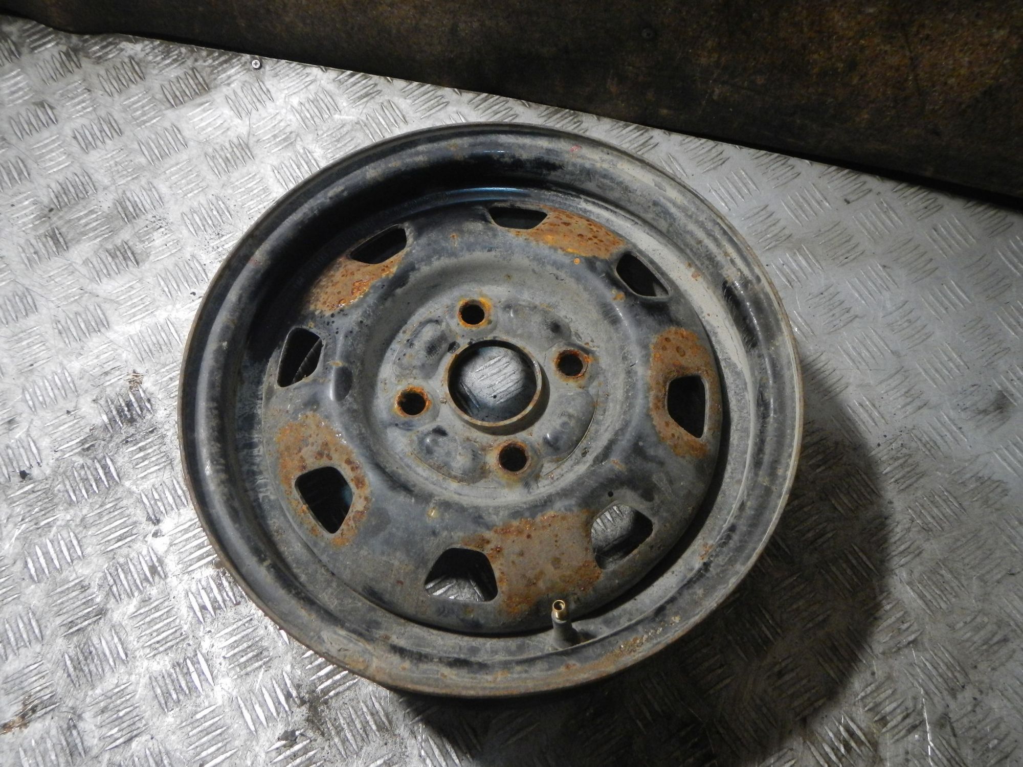 https://ycs.partsauto.market/partsauto-images/thmbs/b135e93f2d106a11df5e4386431c5e55/a4276b3846a63995dc26c70c2f526a6b/2c1d60bdec5aa34883e53c9f195bcf47.jpg