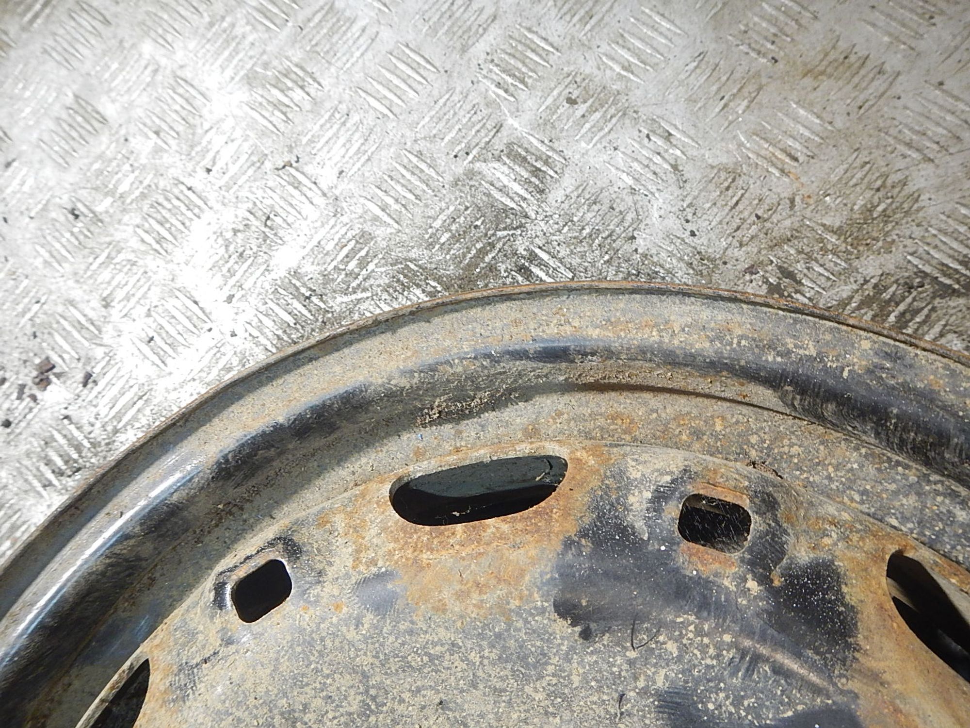 https://ycs.partsauto.market/partsauto-images/thmbs/b135e93f2d106a11df5e4386431c5e55/ab35fe88fc431673e97f928261c0d111/10b9881ed5e4f150eb621e5d542d79b5.jpg