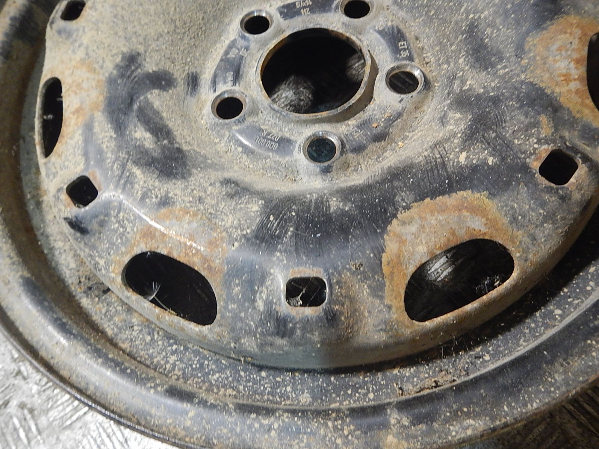https://ycs.partsauto.market/partsauto-images/thmbs/b135e93f2d106a11df5e4386431c5e55/ab35fe88fc431673e97f928261c0d111/2e1a8b98b32e8826b1a5bb79508b0d3d.jpg