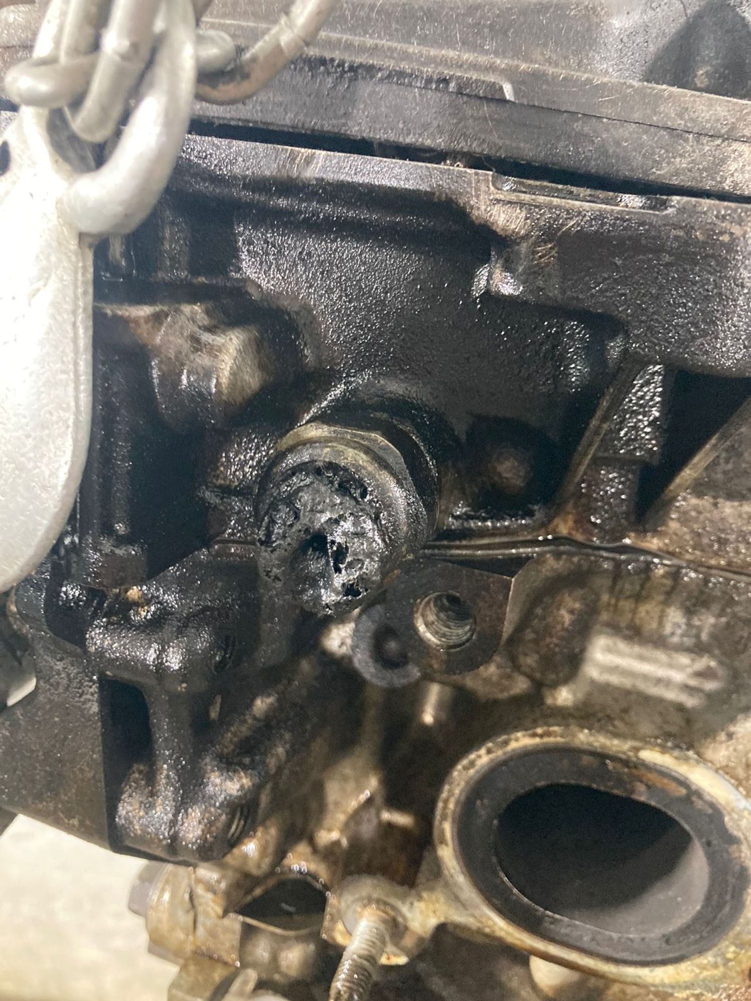 https://ycs.partsauto.market/partsauto-images/thmbs/b135e93f2d106a11df5e4386431c5e55/ab391b3416d916610e38d48d7c373946/a6583b151c779d4ed81124e2903b7bcc.jpg