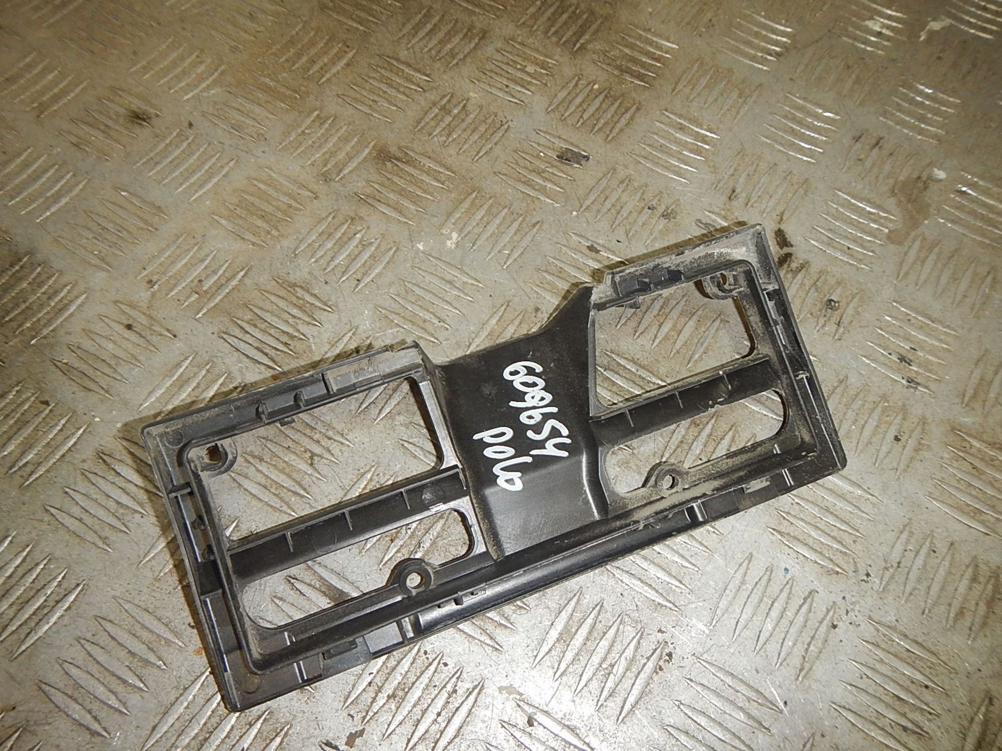 https://ycs.partsauto.market/partsauto-images/thmbs/b135e93f2d106a11df5e4386431c5e55/adc53b91f1db24b2a4a96fdfa8f8042f/4da02616e91ef033c56573b8ecf34ce6.jpg