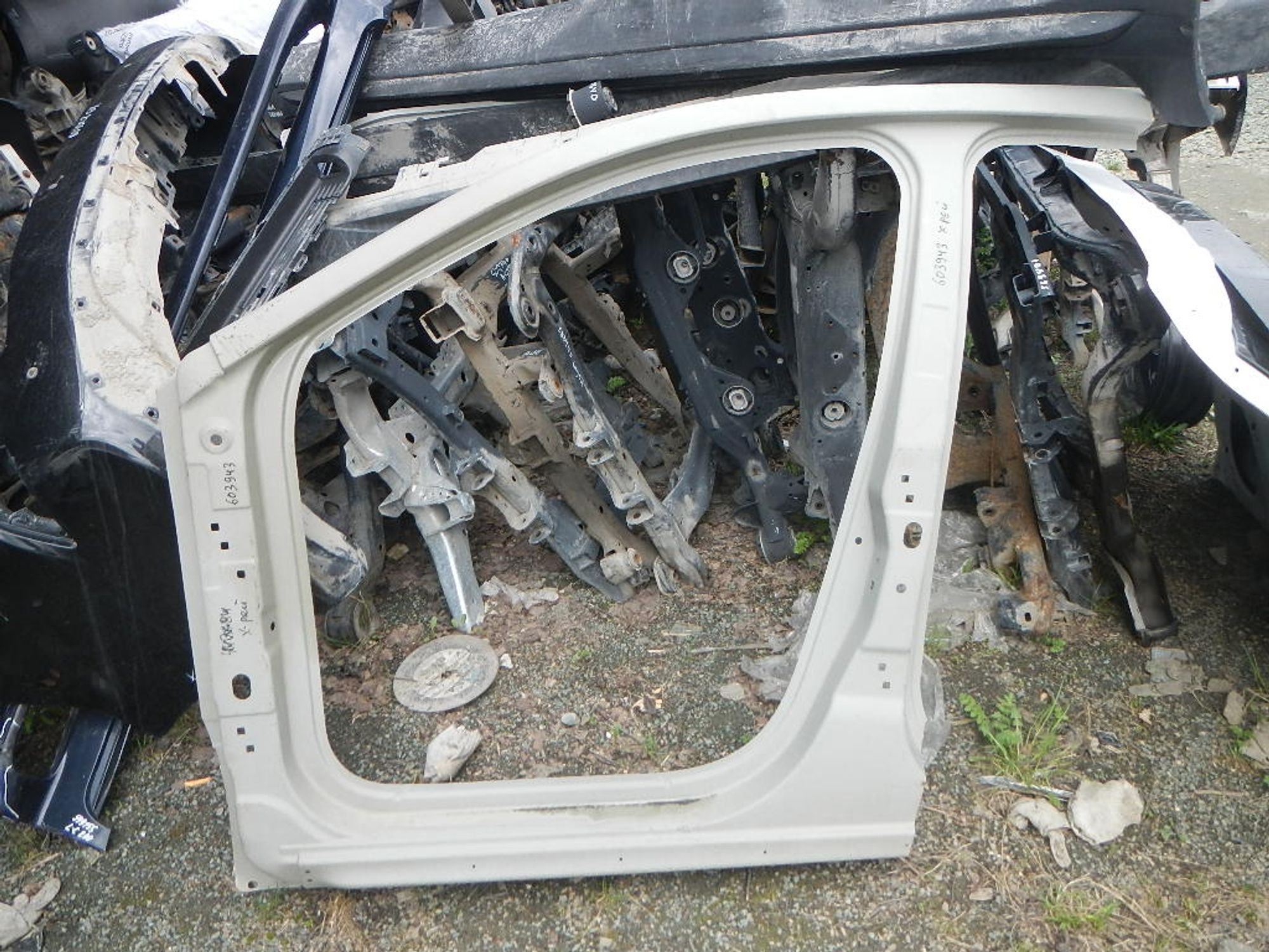 https://ycs.partsauto.market/partsauto-images/thmbs/b135e93f2d106a11df5e4386431c5e55/adfafc88d7a3282979bea1f3abaa7ddc/b86e6cfab6e0ba76b391d597dce34b74.jpg