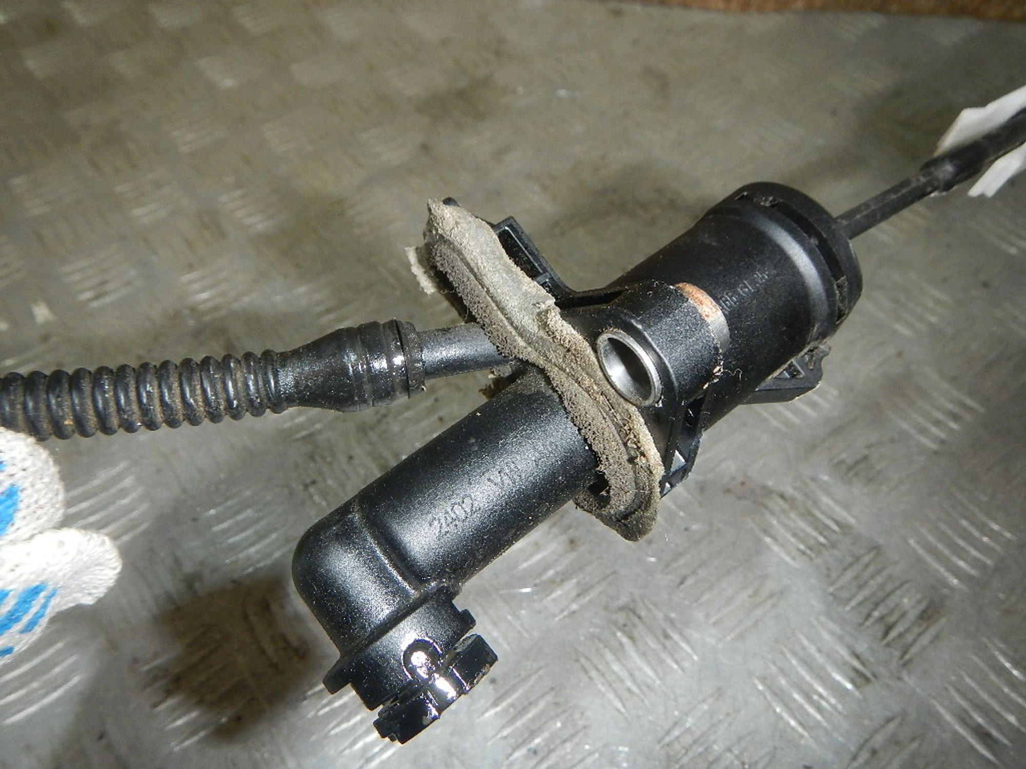 https://ycs.partsauto.market/partsauto-images/thmbs/b135e93f2d106a11df5e4386431c5e55/adfd1f7c098a4ffc5cb3e5675f689837/9c49ee2a521021b645cd8713b51daa0e.jpg