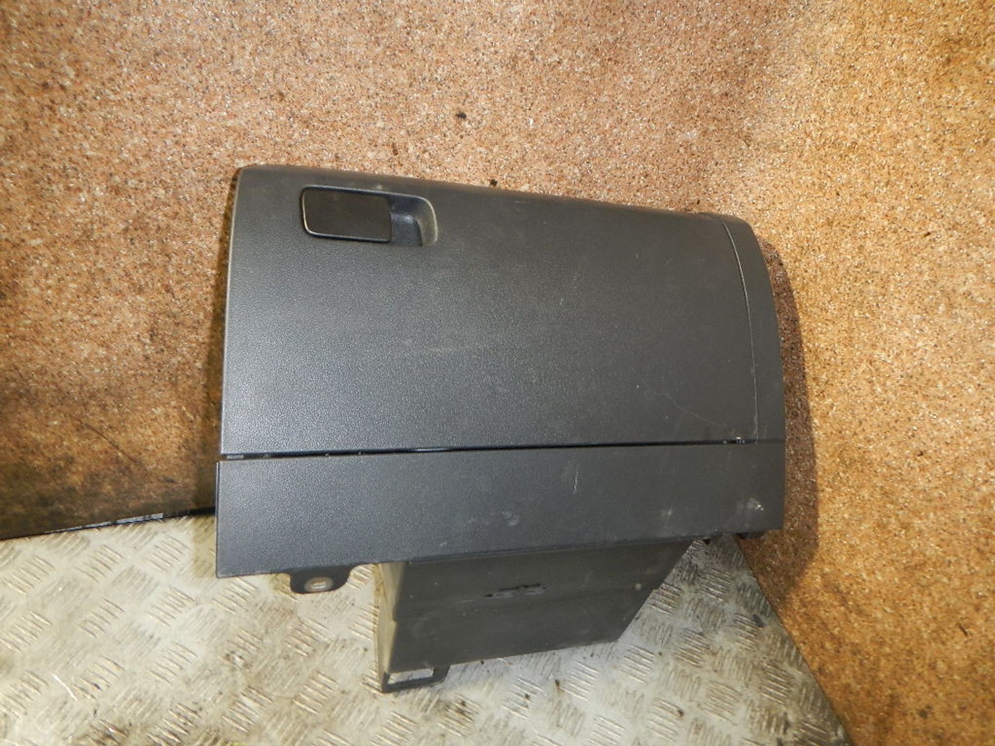 https://ycs.partsauto.market/partsauto-images/thmbs/b135e93f2d106a11df5e4386431c5e55/ae06744a5bbed9166b8f58c0dceb54c6/c95f0073d66d4963c1e5427bd978a8fe.jpg