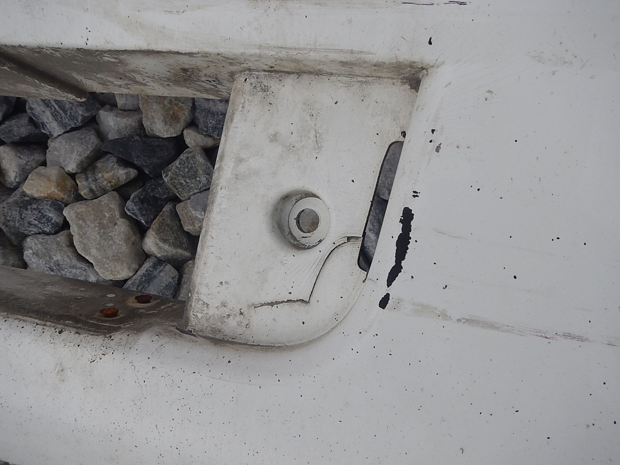 https://ycs.partsauto.market/partsauto-images/thmbs/b135e93f2d106a11df5e4386431c5e55/b149be2d60fabad1e0de7aee6d2c6bdf/0b6137380dbff171edc52d29e4cf3646.jpg