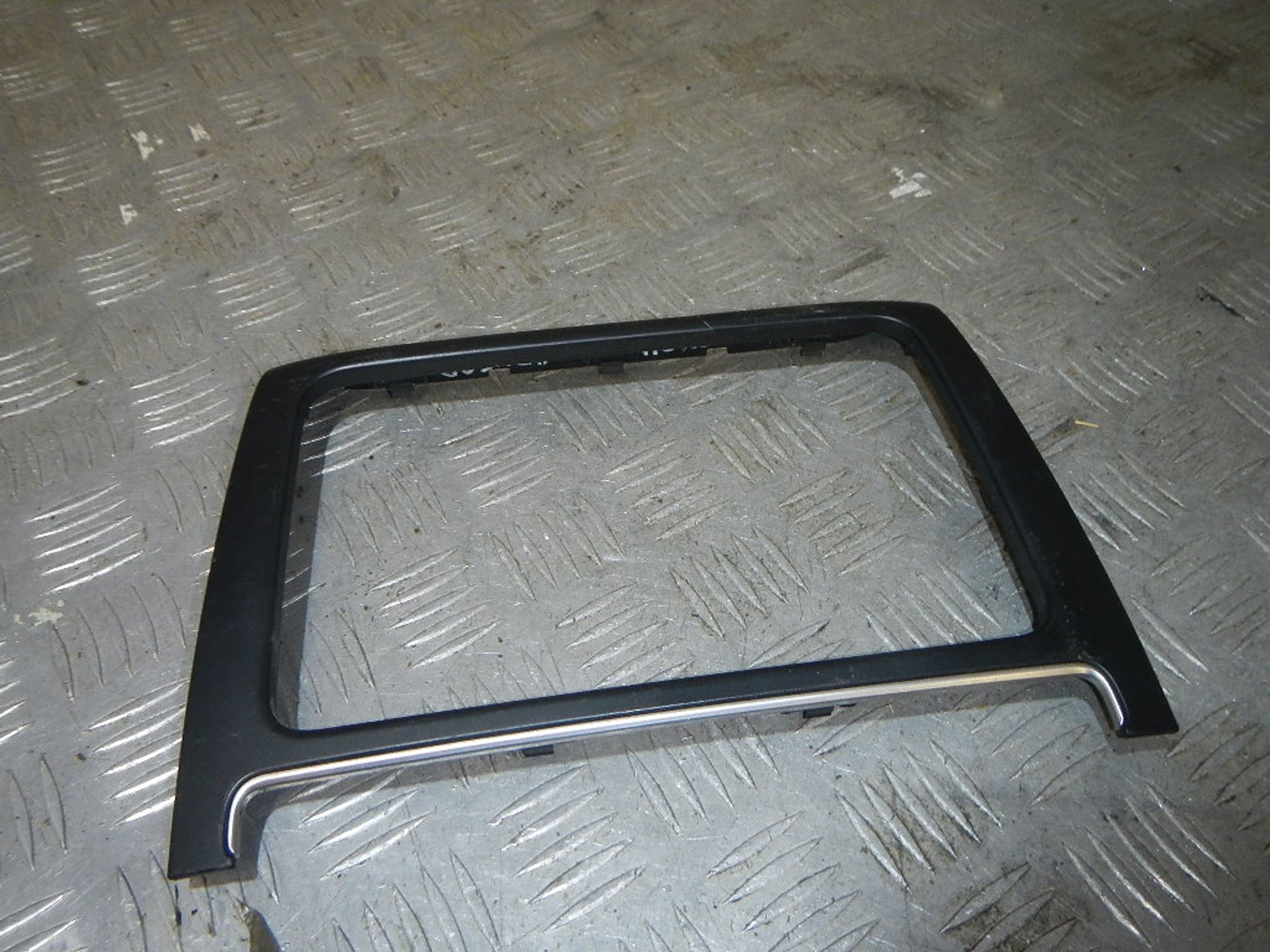 https://ycs.partsauto.market/partsauto-images/thmbs/b135e93f2d106a11df5e4386431c5e55/b2131c308cf79530772ba1c0231c3808/2b7ca9d151f76f177c5cdef390603a7f.jpg