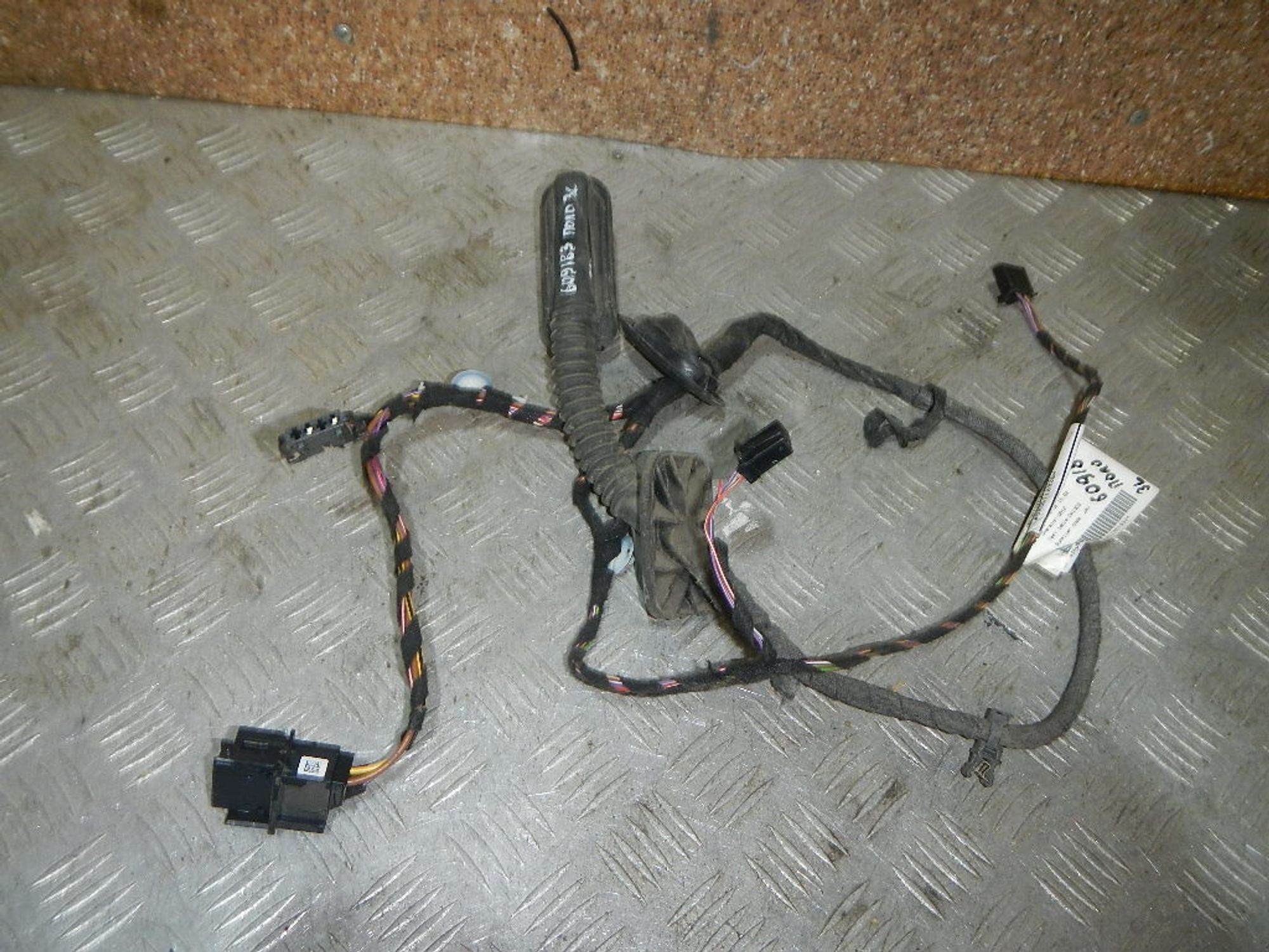 https://ycs.partsauto.market/partsauto-images/thmbs/b135e93f2d106a11df5e4386431c5e55/b7b57202062185ae891774d7517acf51/a7f1e19f0d6b104d5e0d9627d2f01560.jpg